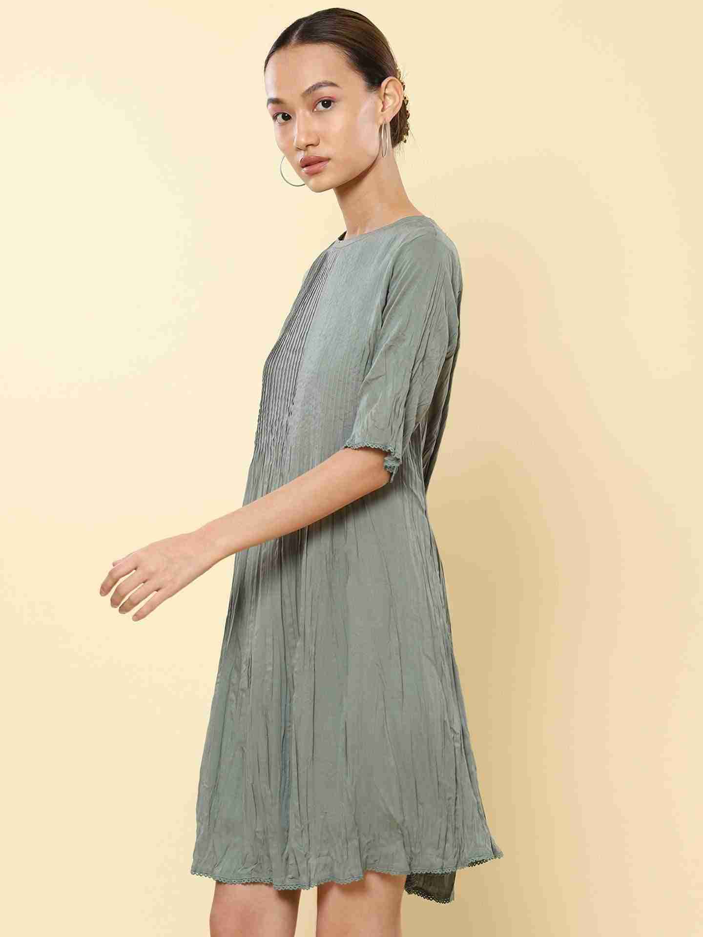 Mint Leisure Basics Shift Dress