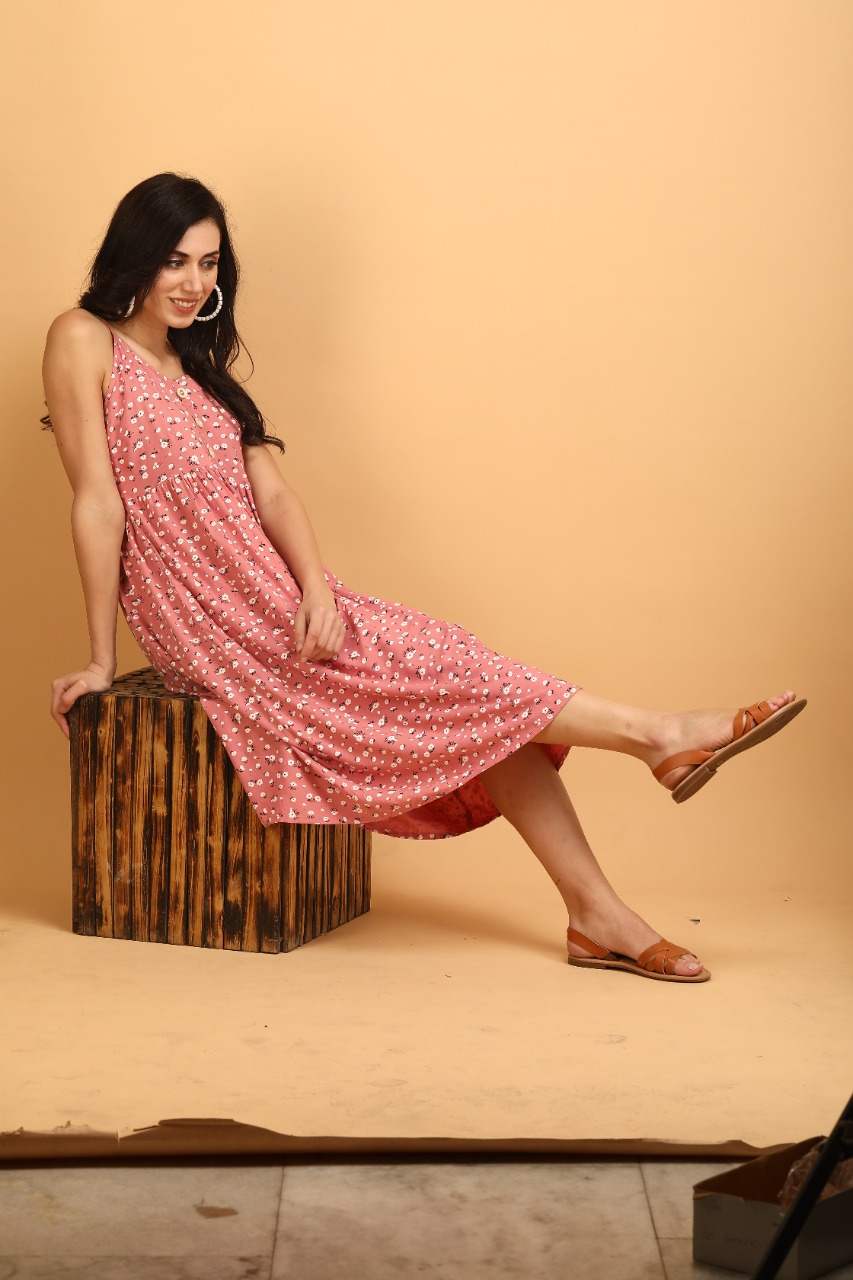 wzaya tan sandals