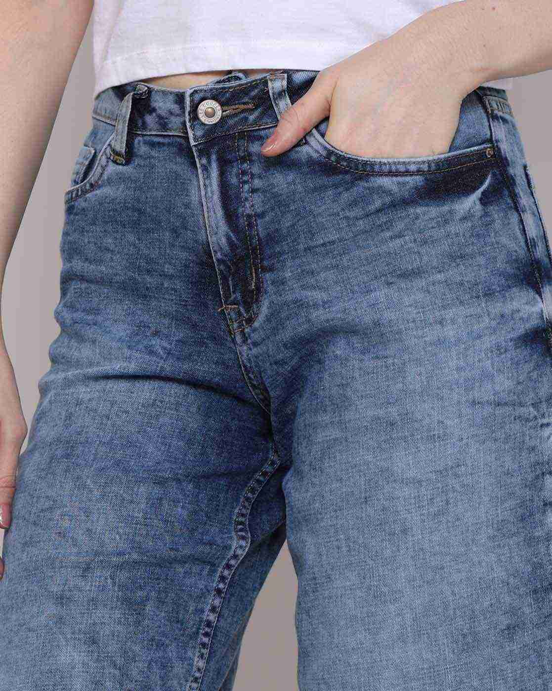 Lee Cooper | Women Mid-Wash Slim Fit Crop Jeans|4