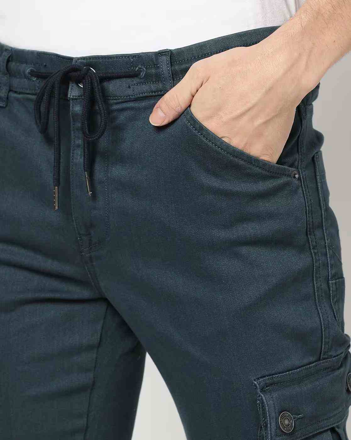 Lee Cooper | Men Slim Fit Flat-Front Cargo Joggers|3