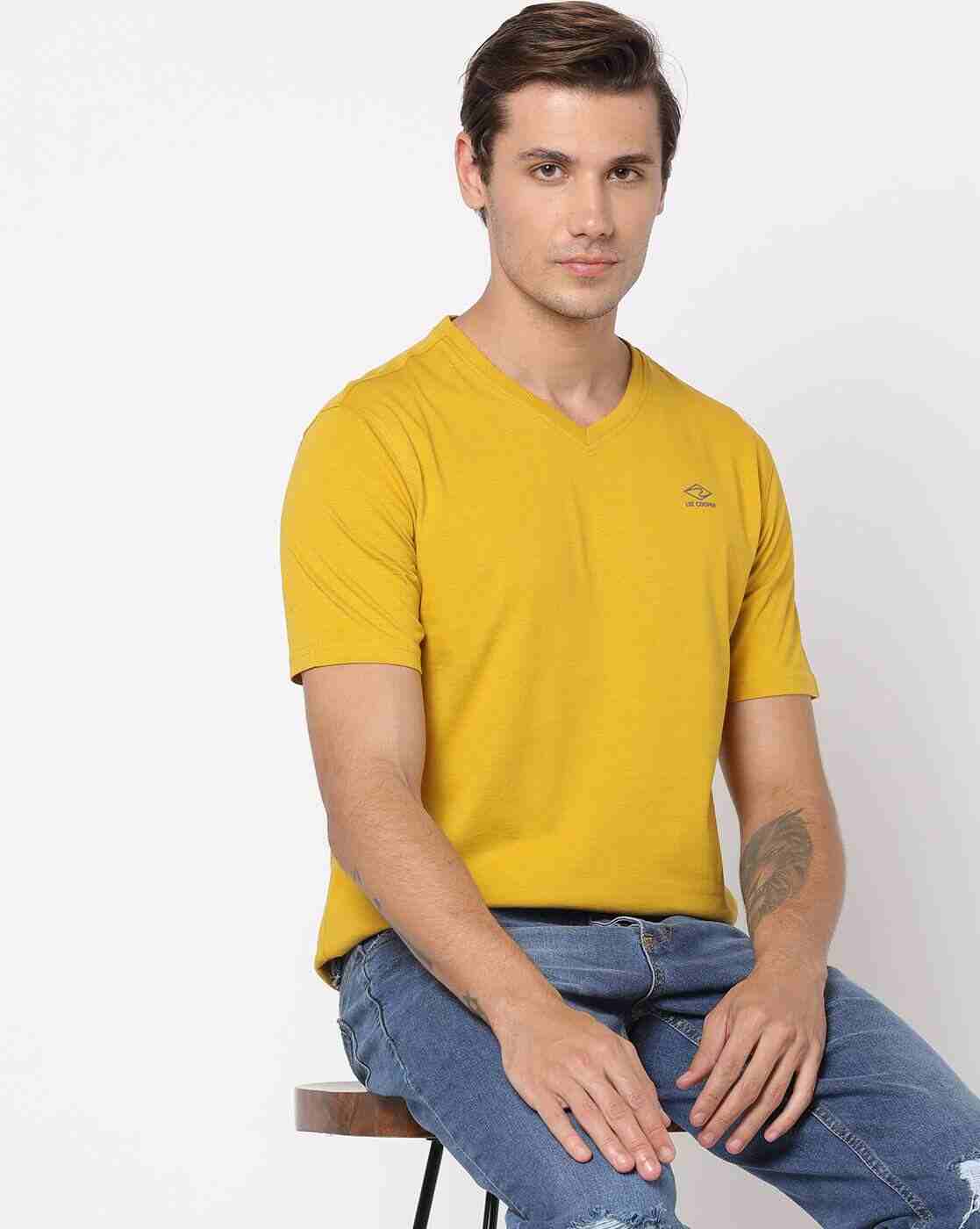 Lee Cooper | Regular Fit Logo Print V-Neck T-Shirt|0
