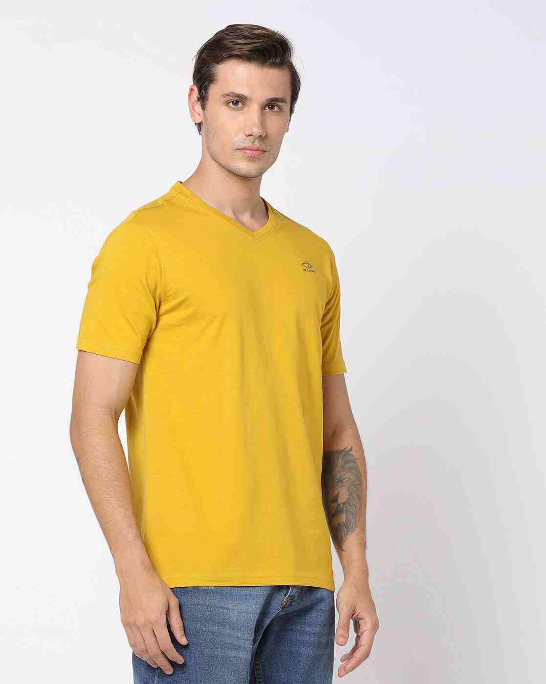 Lee Cooper | Regular Fit Logo Print V-Neck T-Shirt|1