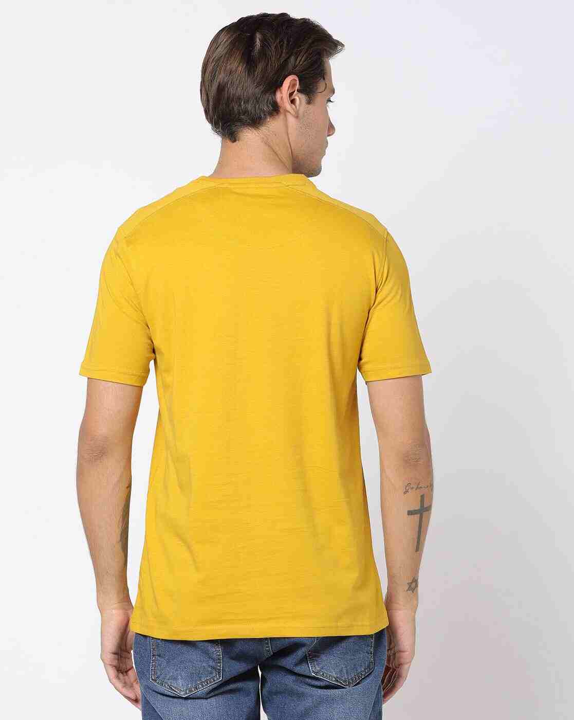 Lee Cooper | Regular Fit Logo Print V-Neck T-Shirt|2