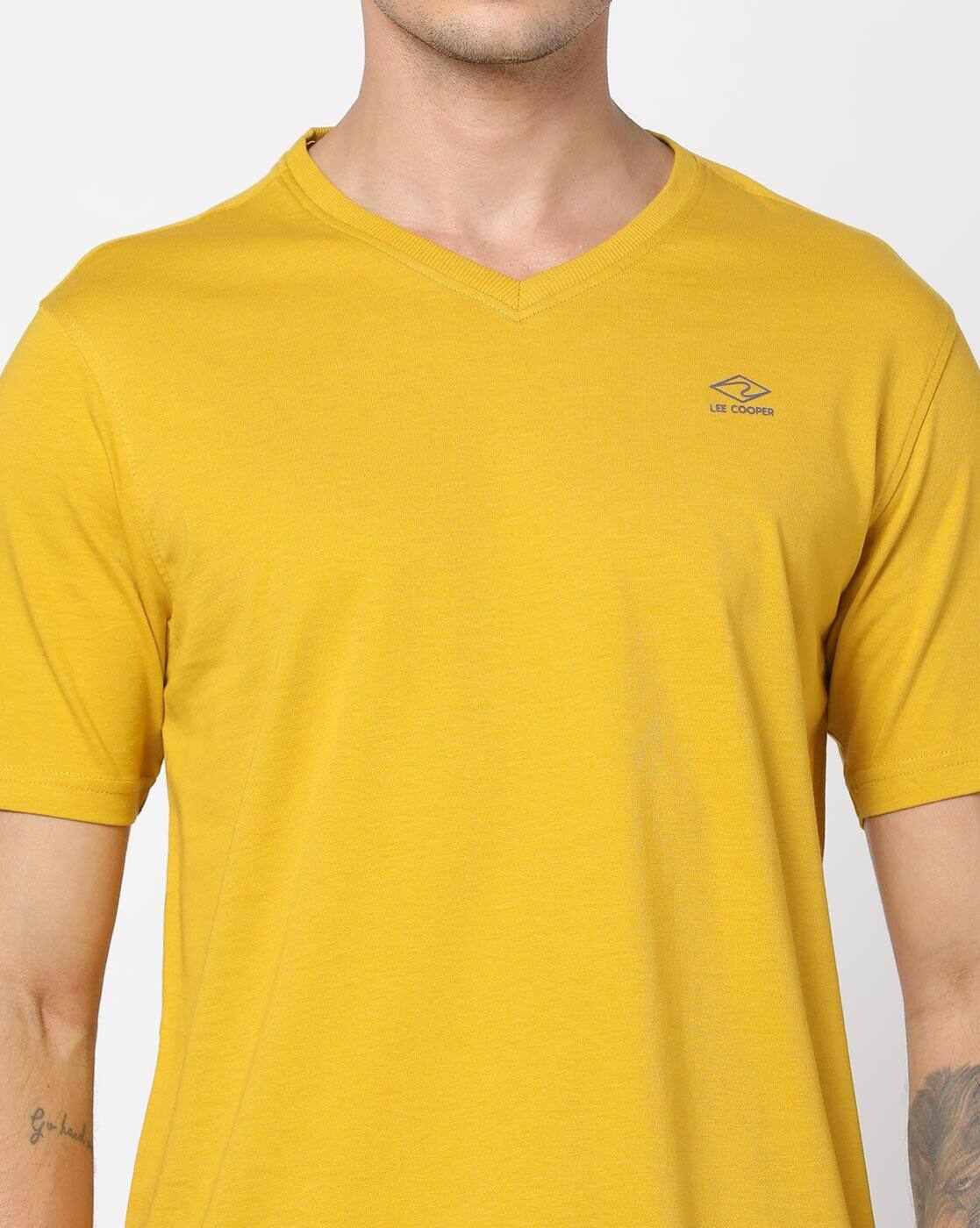 Lee Cooper | Regular Fit Logo Print V-Neck T-Shirt|3