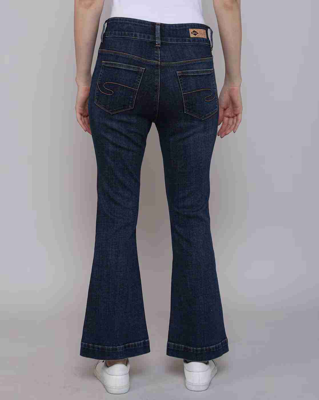 Lee Cooper | Women Lightly Washed Bootcut Fit Jeans|3