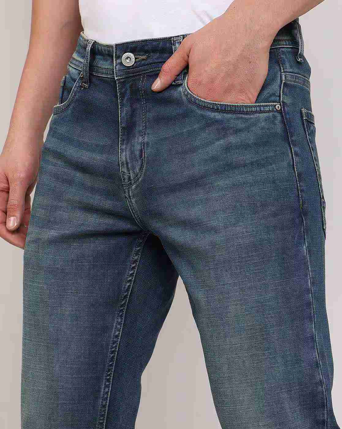 Lee Cooper | Men Lightly Washed Straight Jeans|4