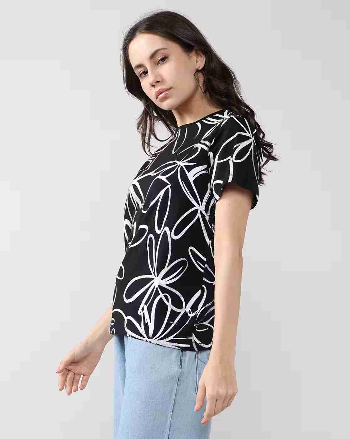 Lee Cooper | Women Floral Print Regular Fit Crew-Neck T-Shirt|1
