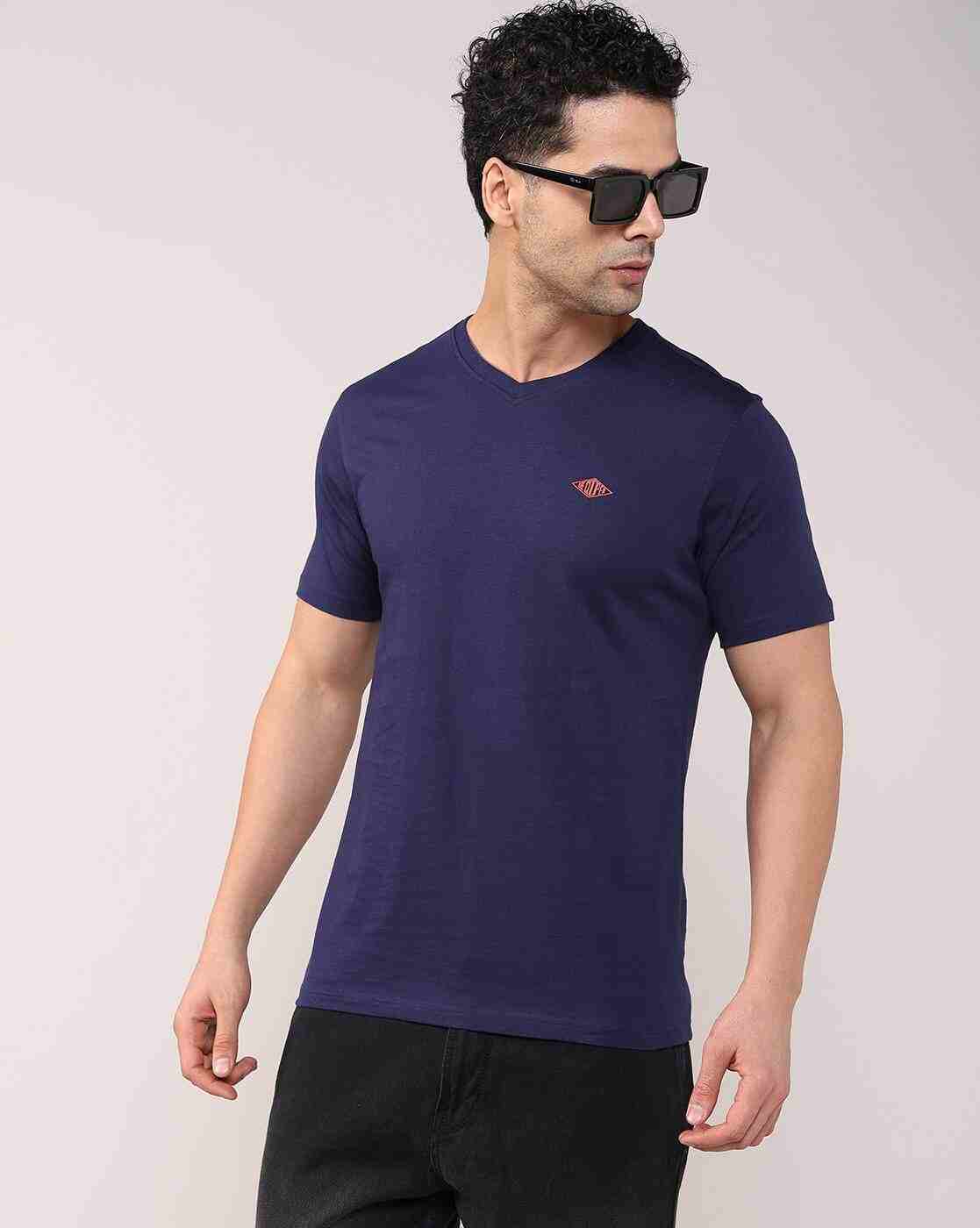 Men Regular Fit V-Neck T-Shirt
