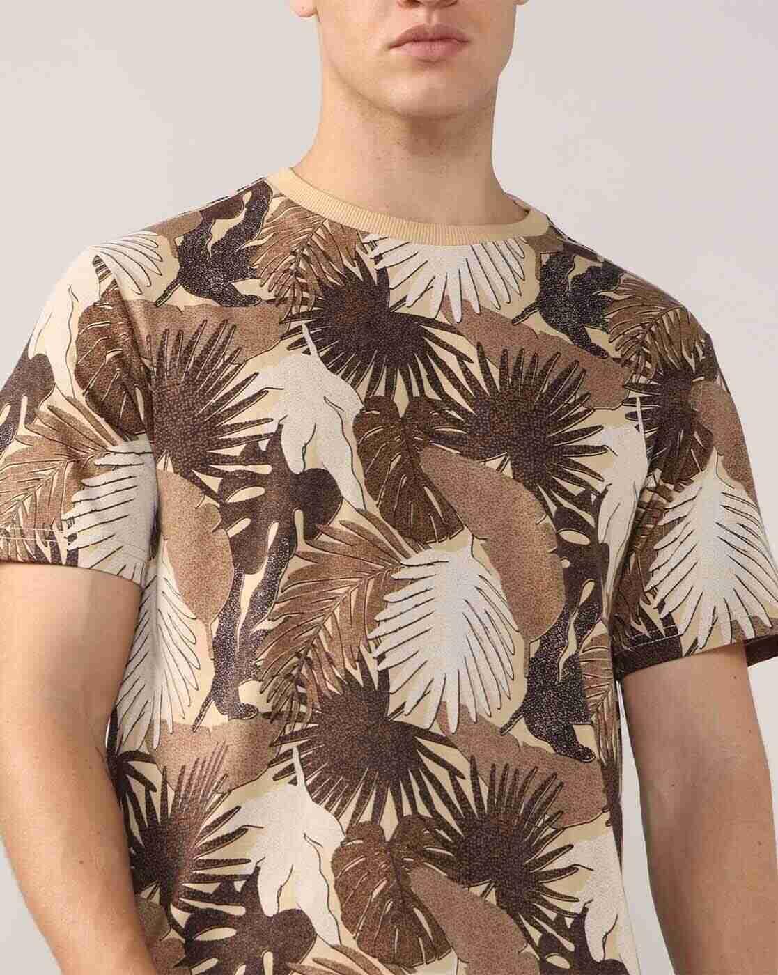 Lee Cooper | Men Leaf Print Relaxed Fit Crew-Neck T-Shirt|5
