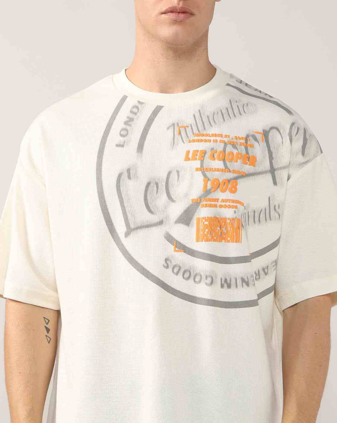 Lee Cooper | Men Brand Print Oversized Fit Crew-Neck T-Shirt|4