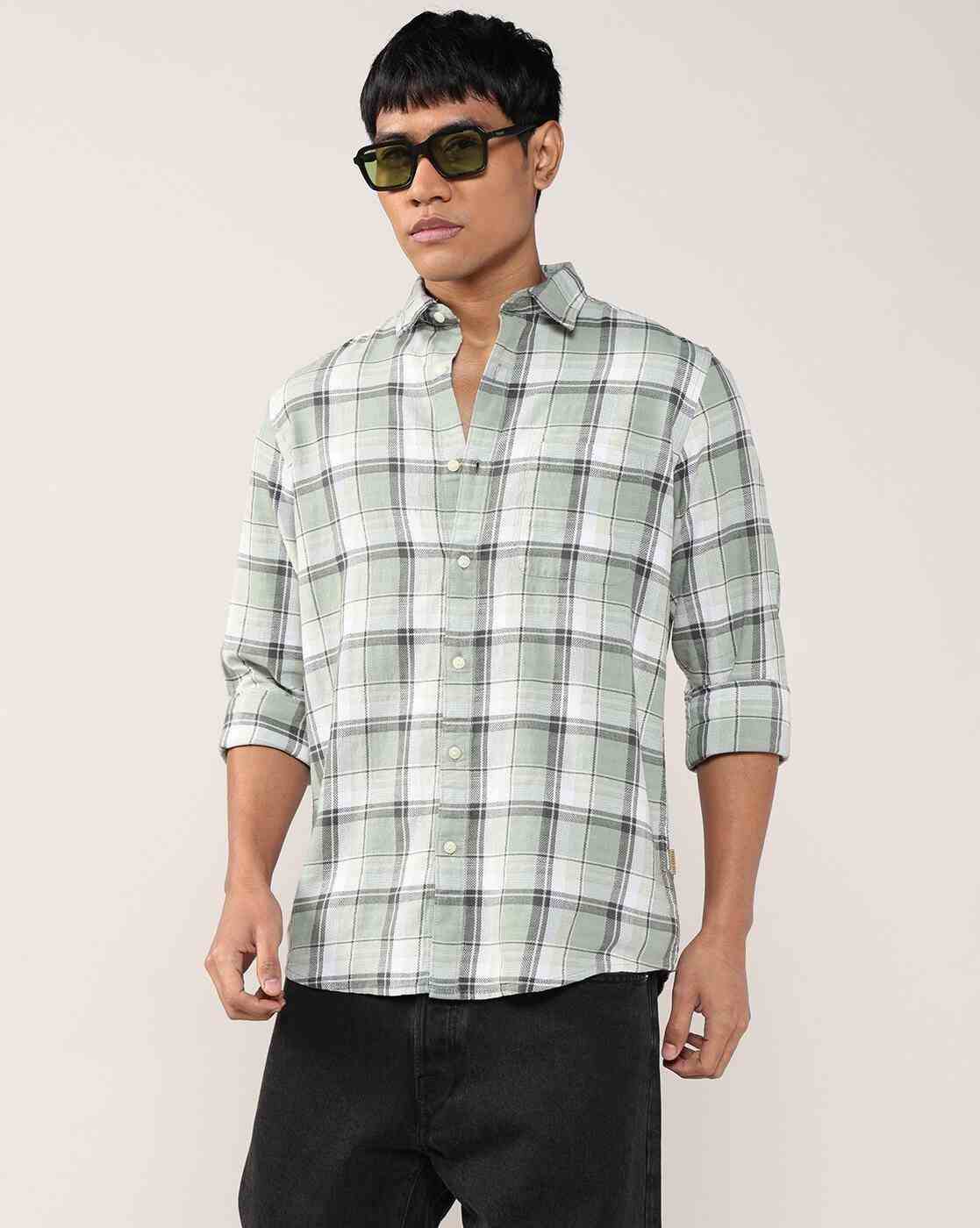 Men Checked Regular Fit Shirt with Patch Pocket