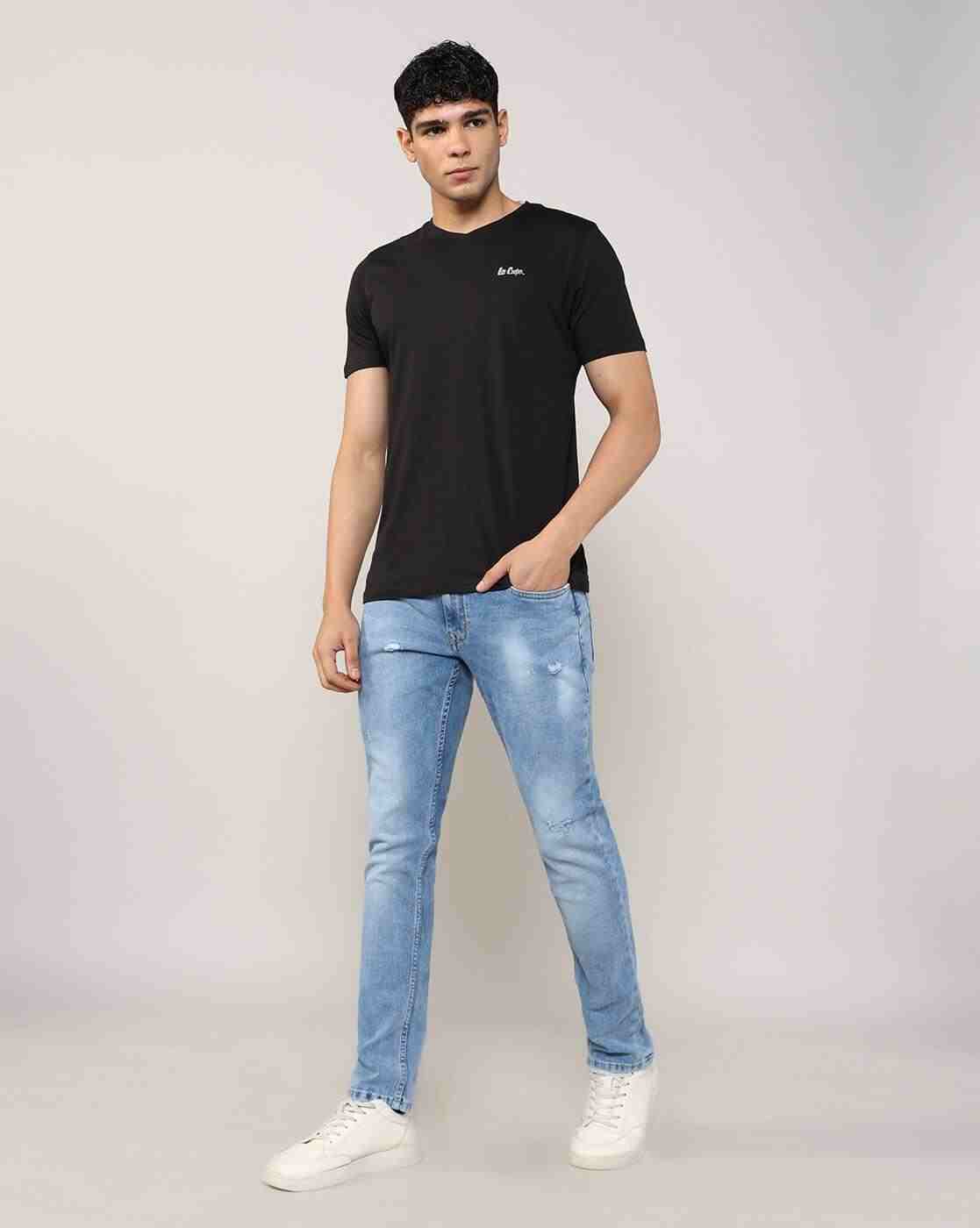 Lee Cooper | Men Regular Fit V-Neck T-Shirt with Logo Embroidered|4