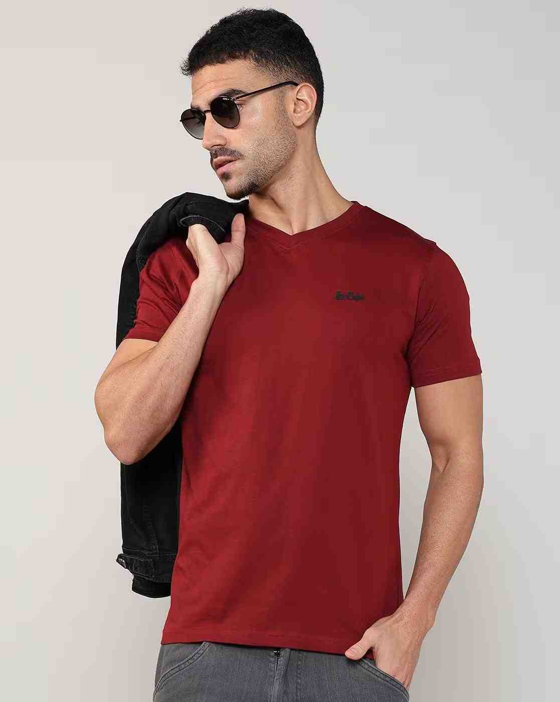 Men Regular Fit V-Neck T-Shirt