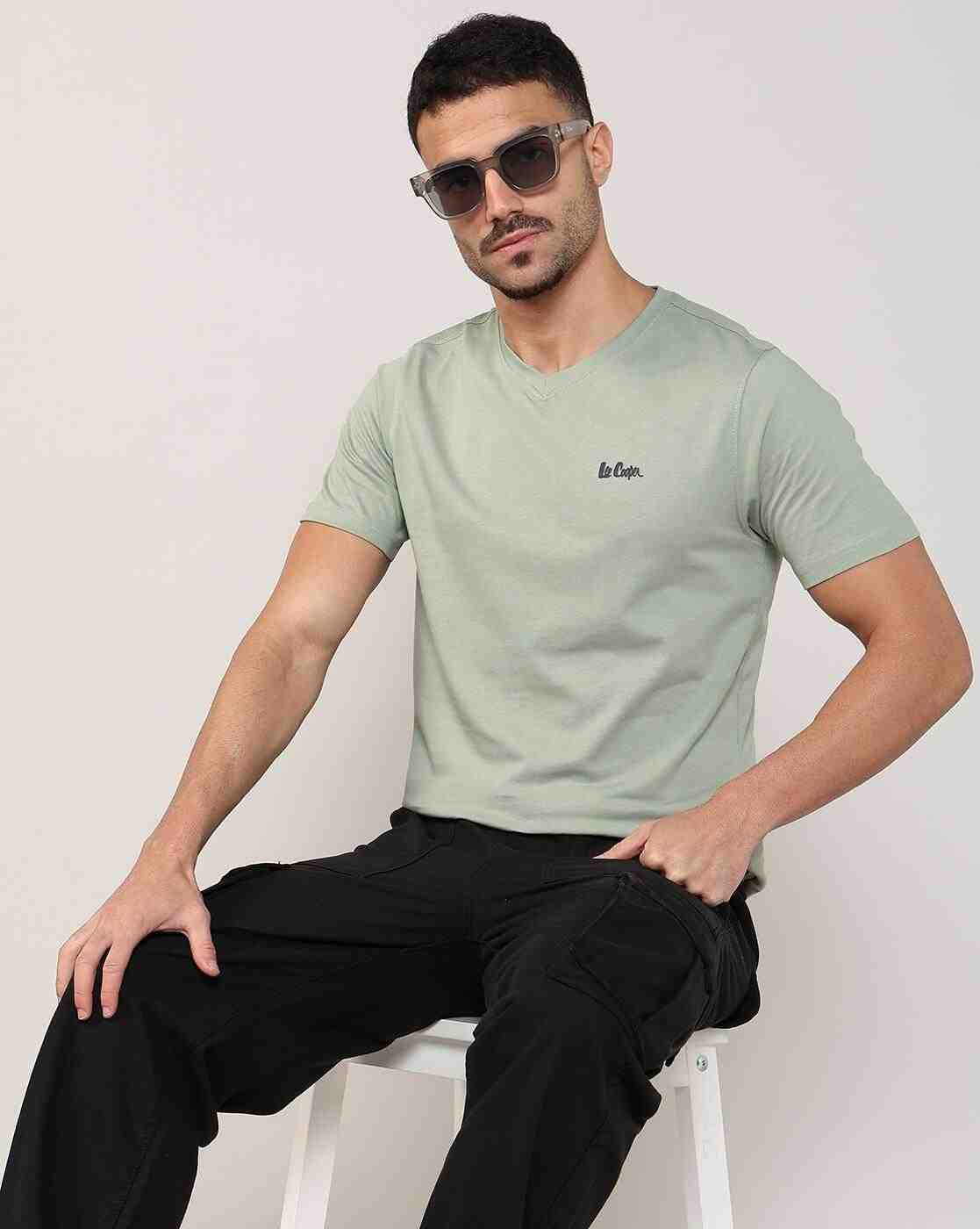 Men Regular Fit V-Neck T-Shirt