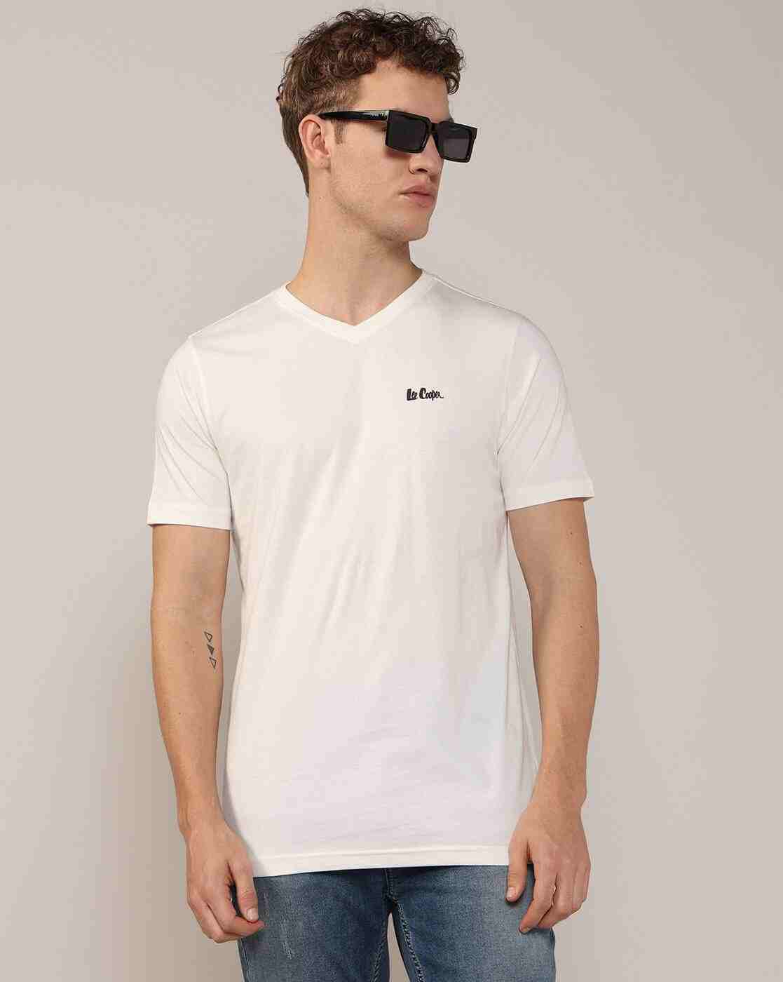 Men Regular Fit V-Neck T-Shirt with Logo Embroidered