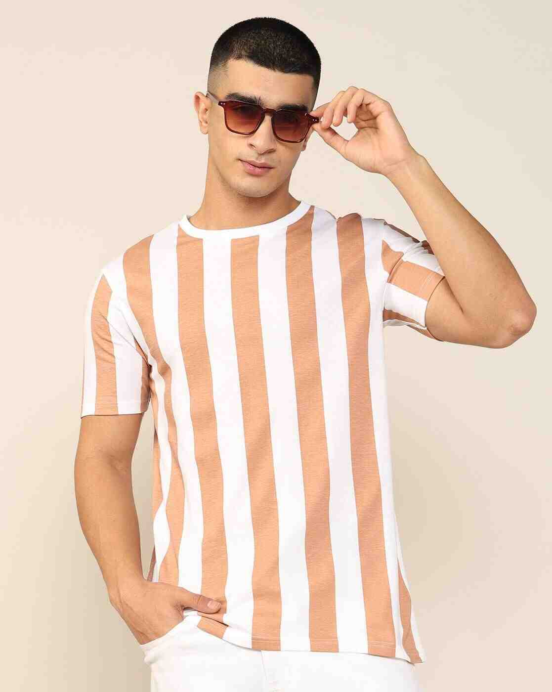 Men Vertical Striped Regular Fit Crew-Neck T-Shirt