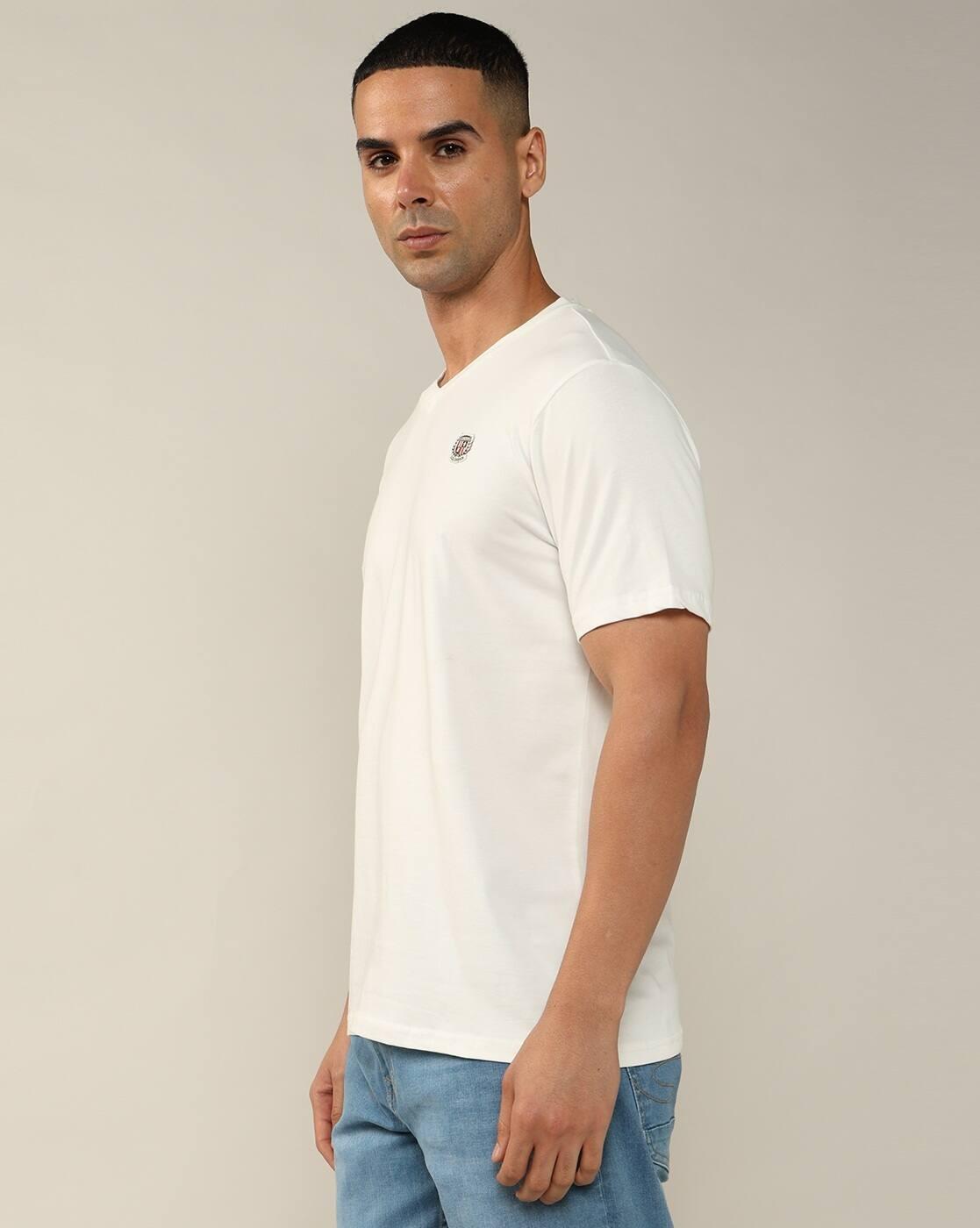 Lee Cooper | Men Regular Fit V-Neck T-Shirt with Logo Embroidery|1