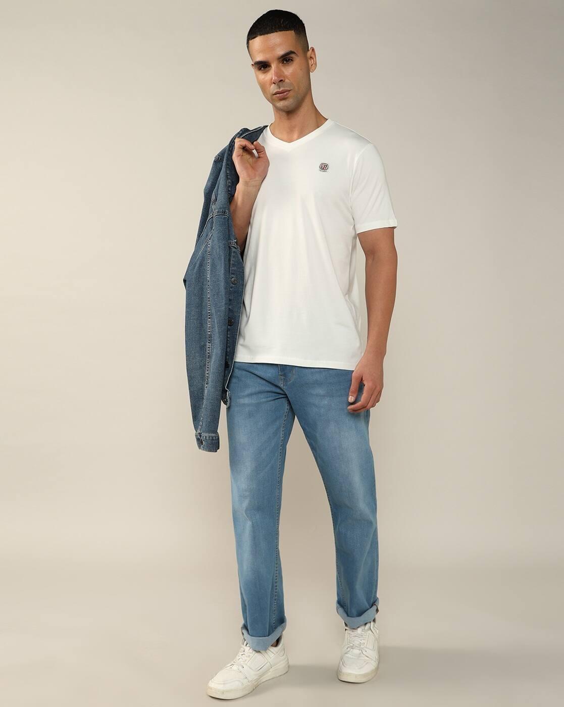 Lee Cooper | Men Regular Fit V-Neck T-Shirt with Logo Embroidery|3