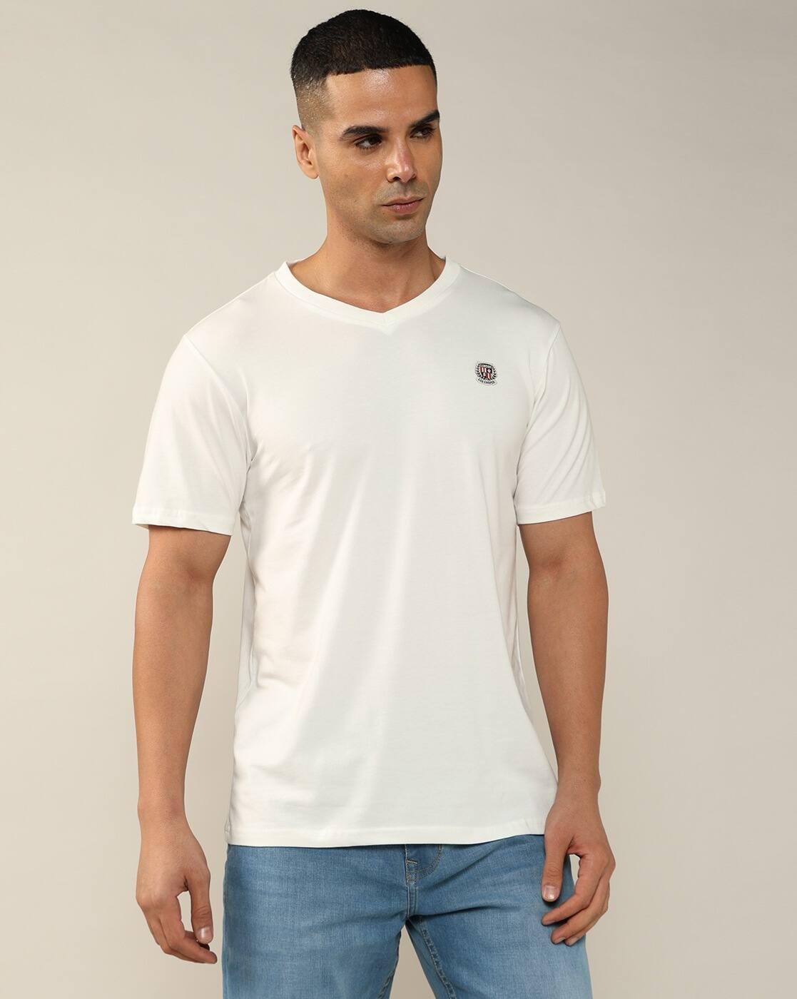 Lee Cooper | Men Regular Fit V-Neck T-Shirt with Logo Embroidery|4