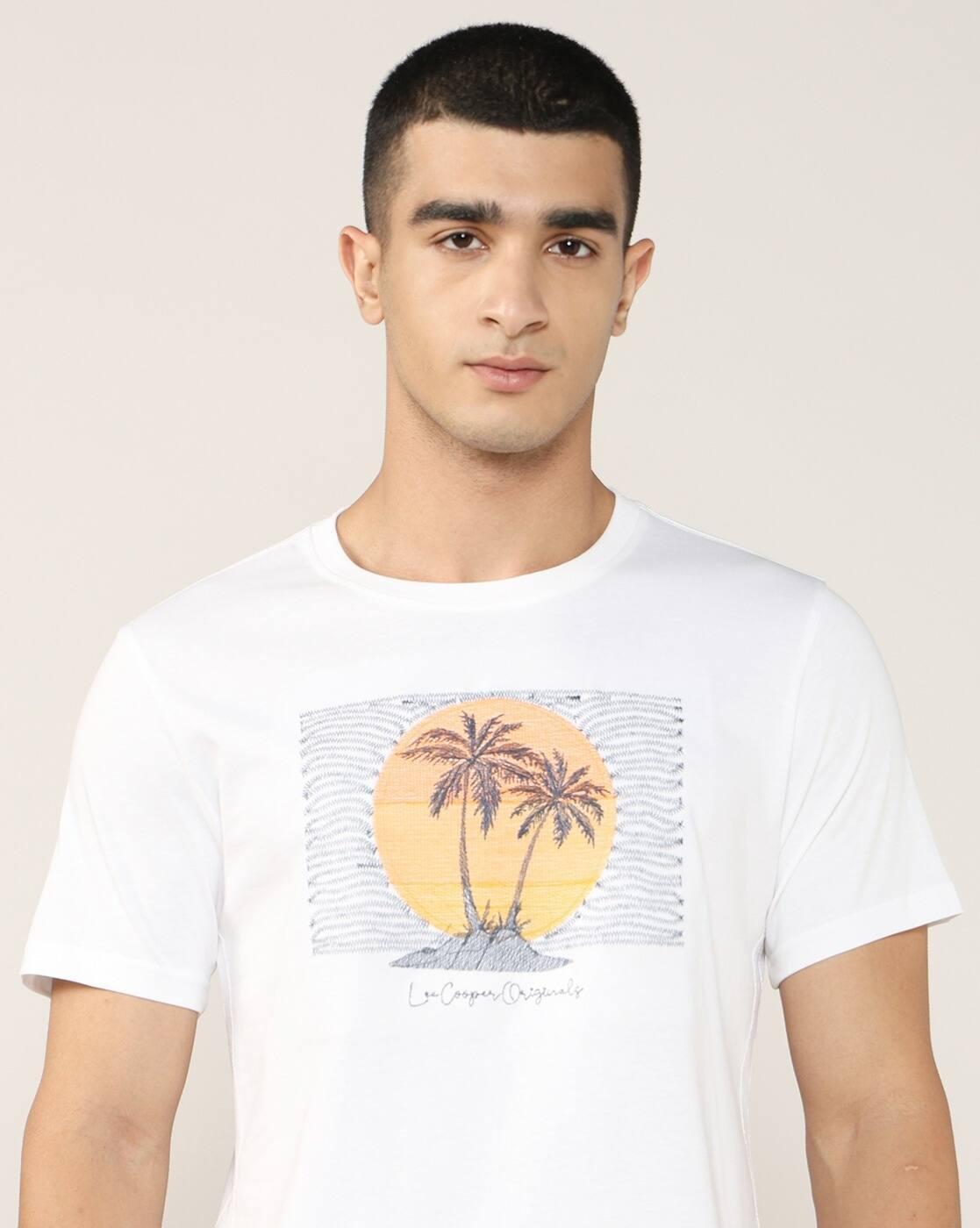 Lee Cooper | Men Tropical Print Regular Fit Crew-Neck T-Shirt|4