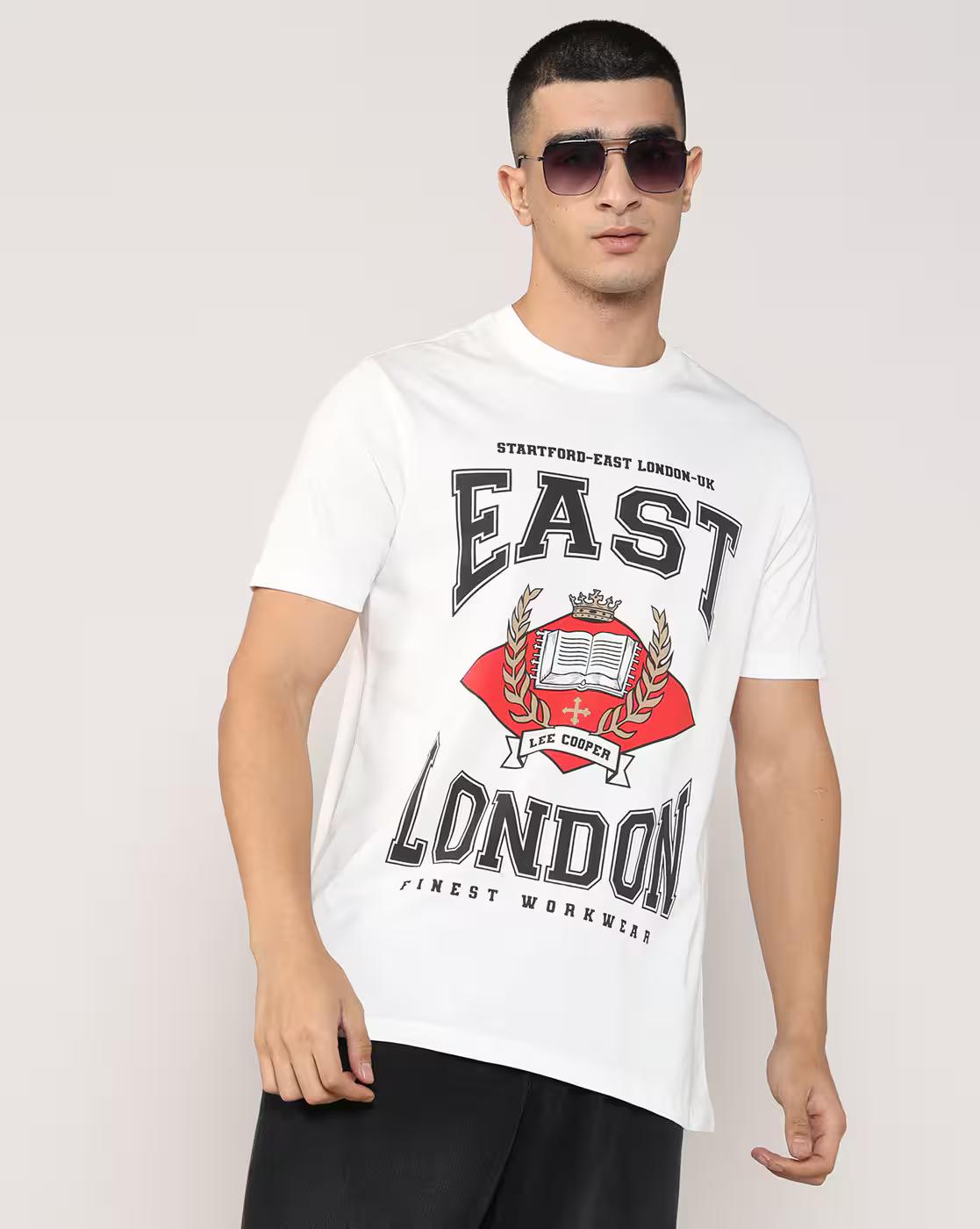 Men Typographic Print Regular Fit Crew-Neck T-Shirt