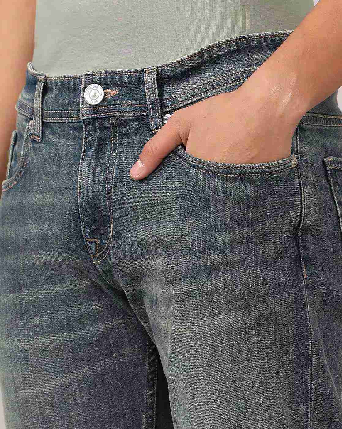 Lee Cooper | Men Lightly Washed Straight Jeans|4