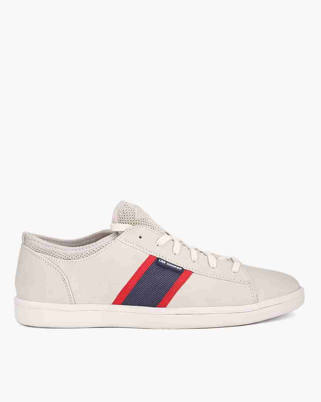 Men Low-Top Lace-Up Sneakers