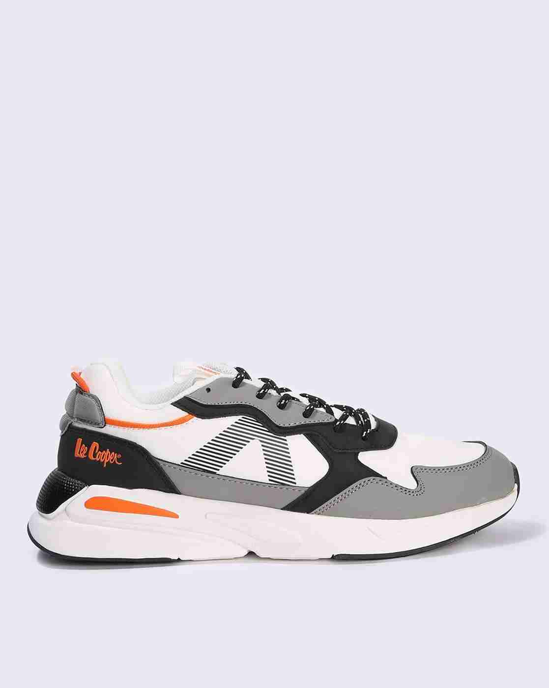 Men Low-Top Lace-Up Shoes