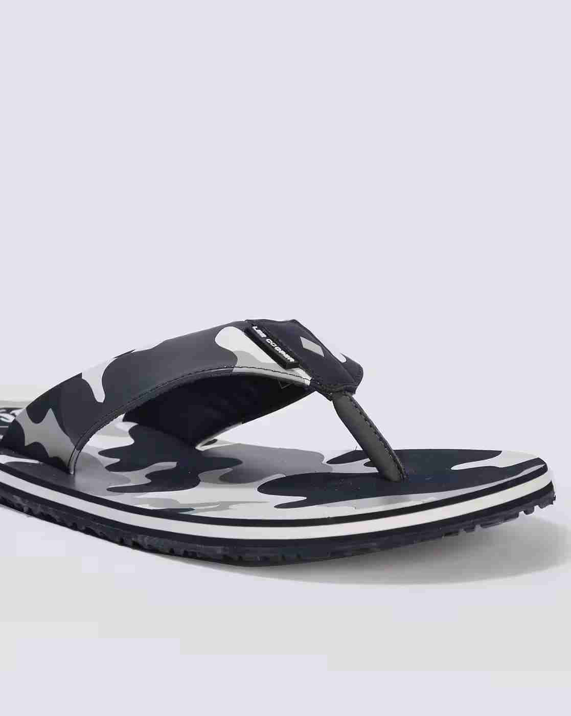 Lee Cooper | Men Camouflage Print Thong-Strap Sandals|4