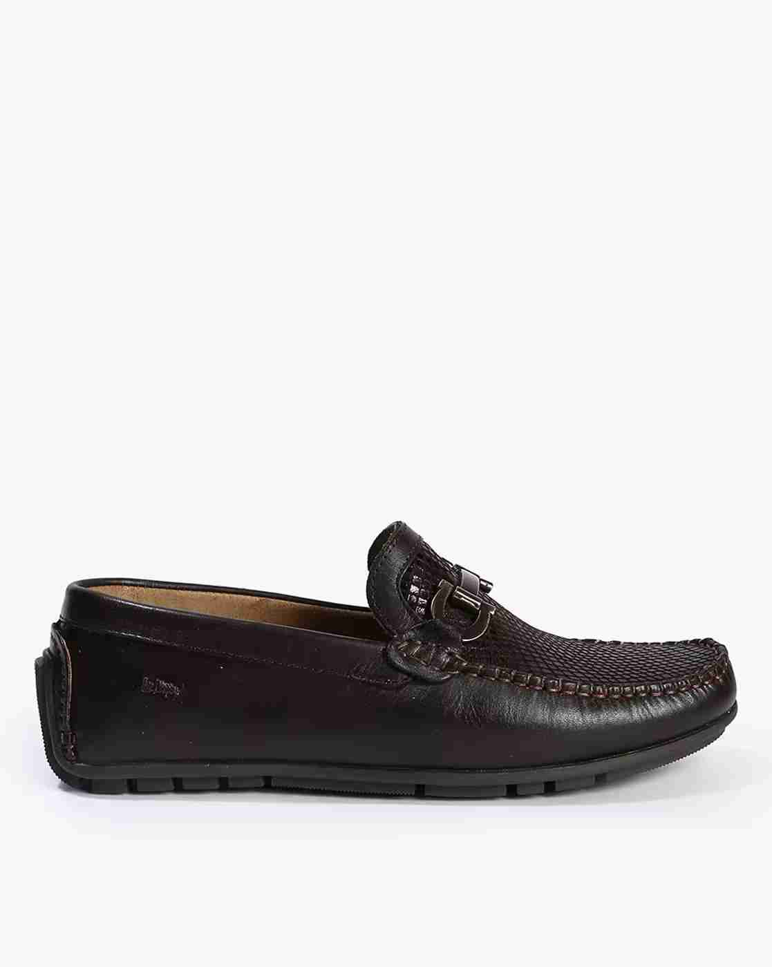 Men Shoes with Metal Accent