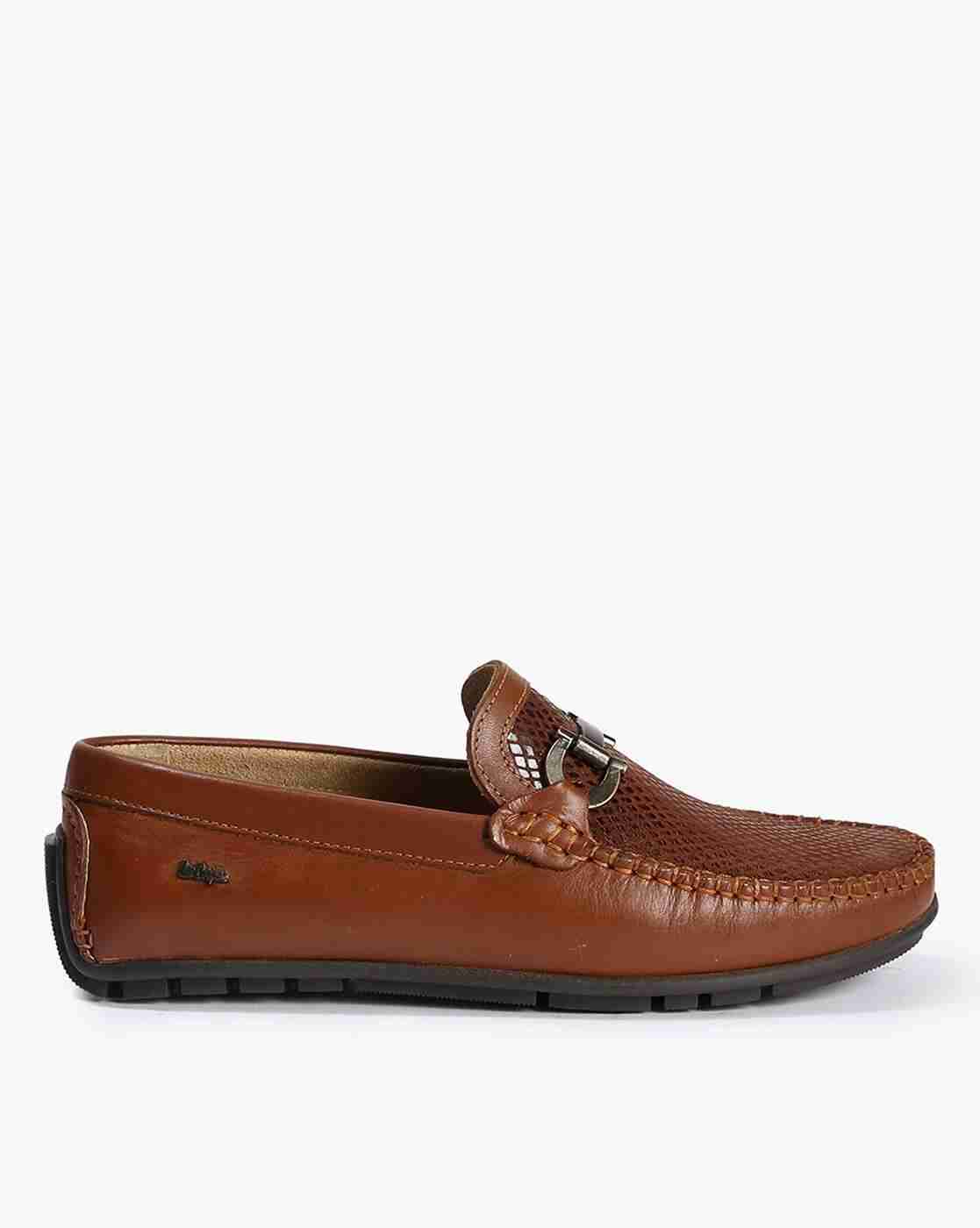 Men Shoes with Metal Accent