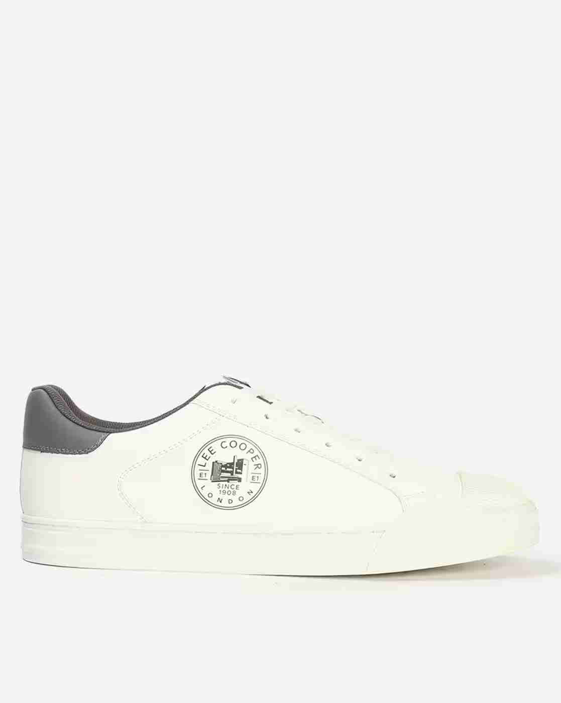 Men Low-Top Lace-Up Sneakers