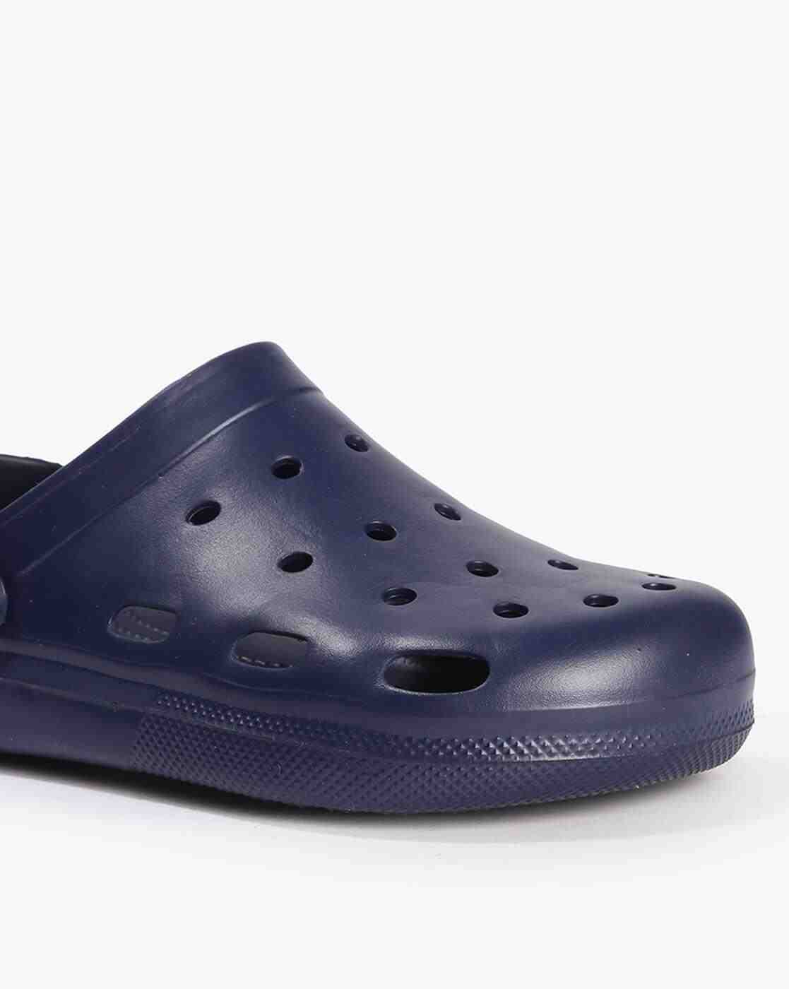 Lee Cooper | Men Perforated Slingback Clogs|4