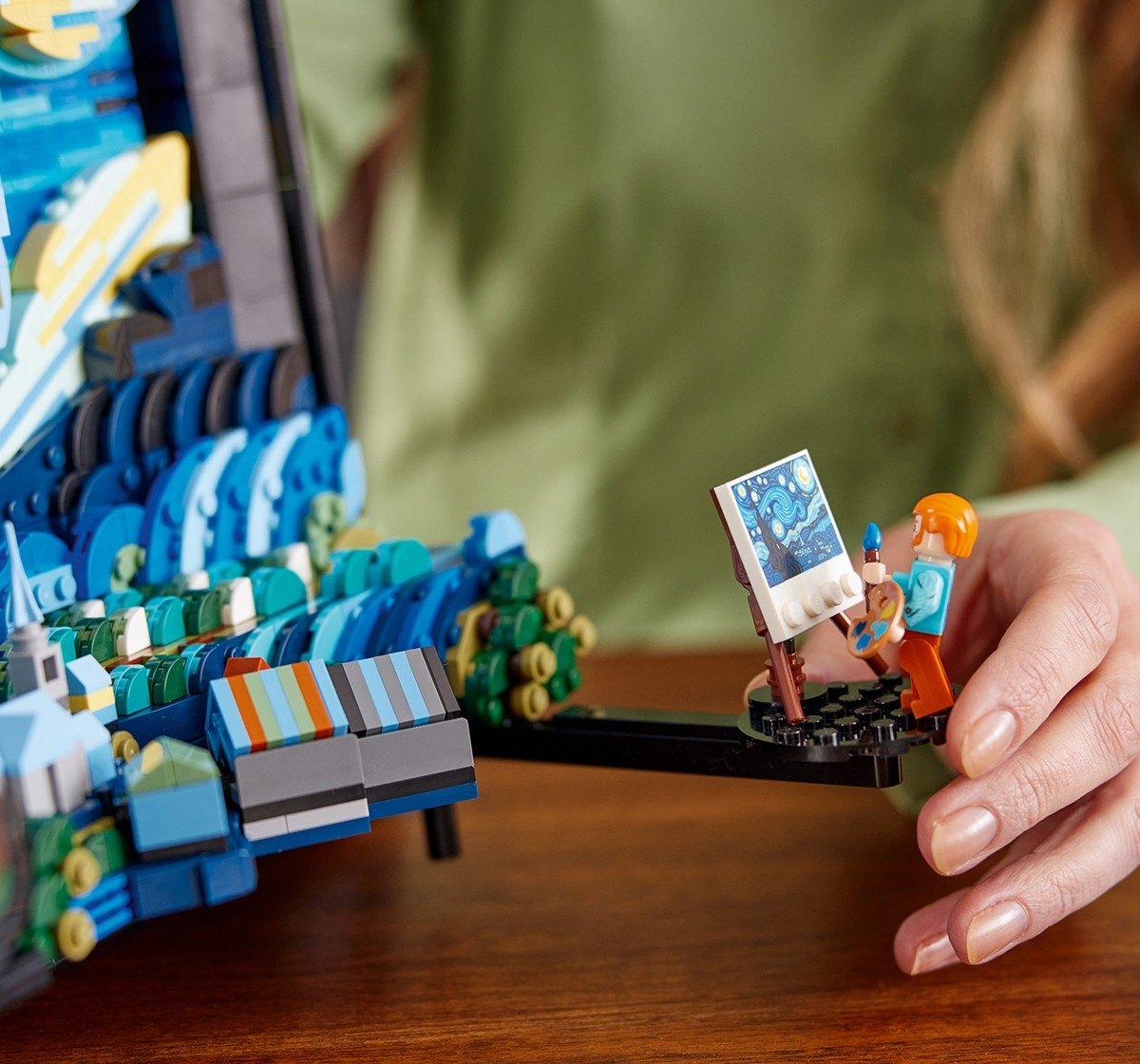https://cdn.fynd.com/v2/falling-surf-7c8bb8/fyprod/wrkr/products/pictures/item/free/original/lego/493175512/0/MygPtkK58pI-493175512-1.jpeg
