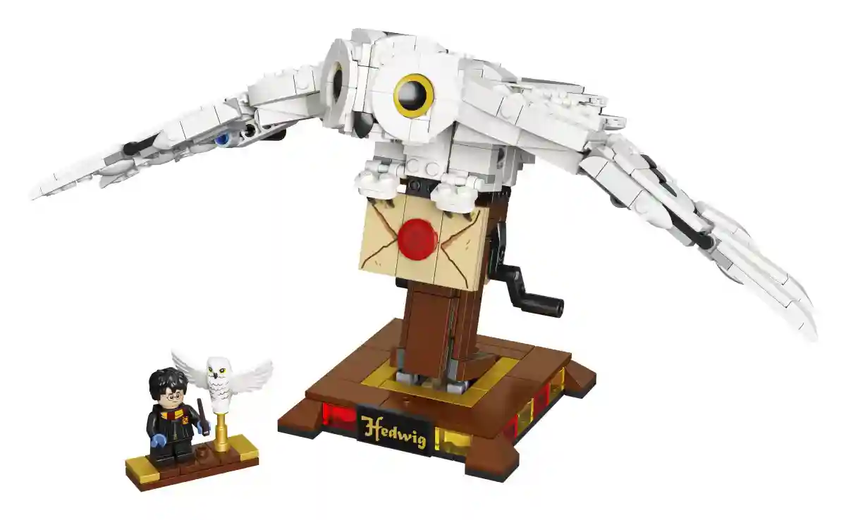 https://cdn.fynd.com/v2/falling-surf-7c8bb8/fyprod/wrkr/products/pictures/item/free/original/lego/493176381/1/0hdSPVG1rxL-493176381-2_4156.webp