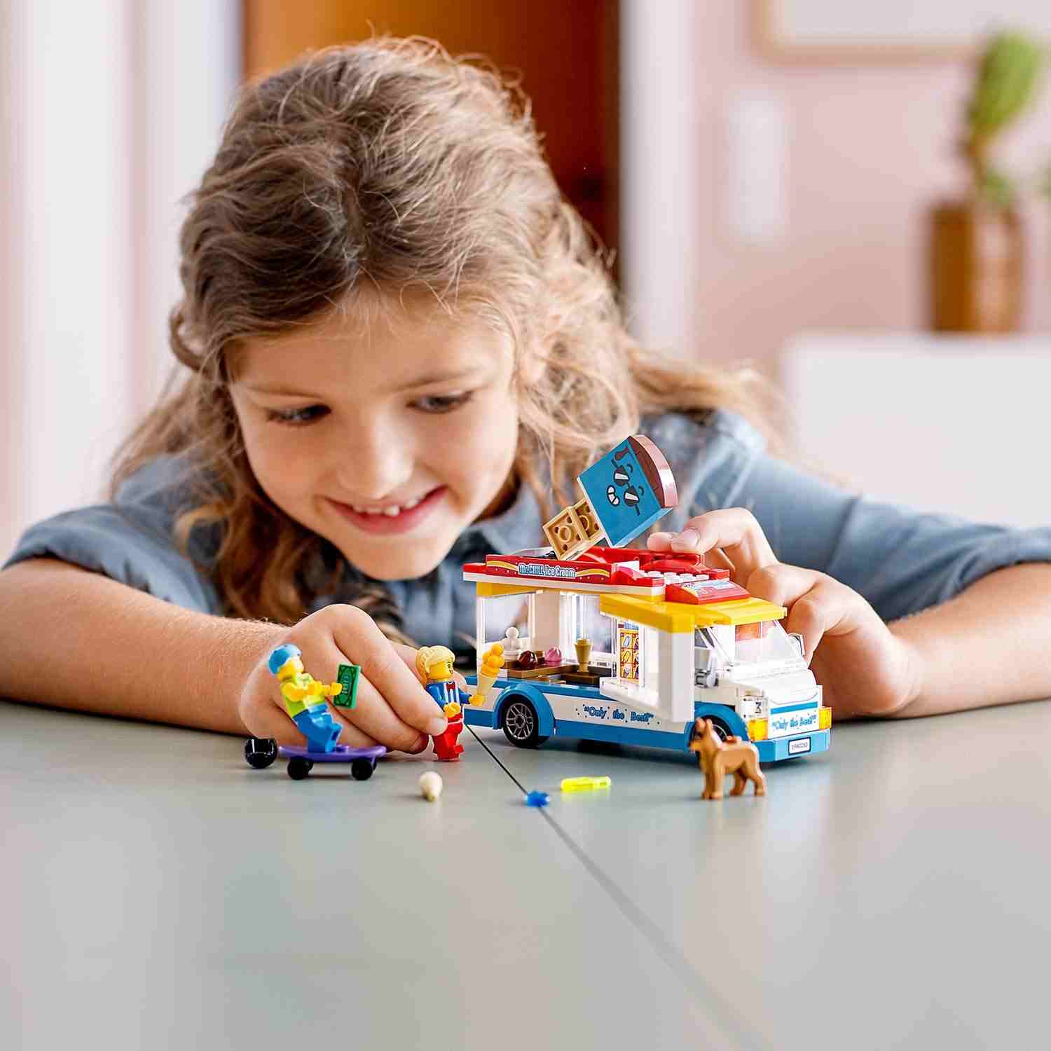 https://cdn.fynd.com/v2/falling-surf-7c8bb8/fyprod/wrkr/products/pictures/item/free/original/lego/60253/4/uYfSprHveN-1200464_5.jpg