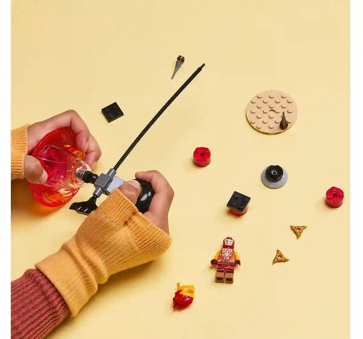 https://cdn.fynd.com/v2/falling-surf-7c8bb8/fyprod/wrkr/products/pictures/item/free/original/lego/70688/1/BkItkqeXUd-493173898-2_8588.webp