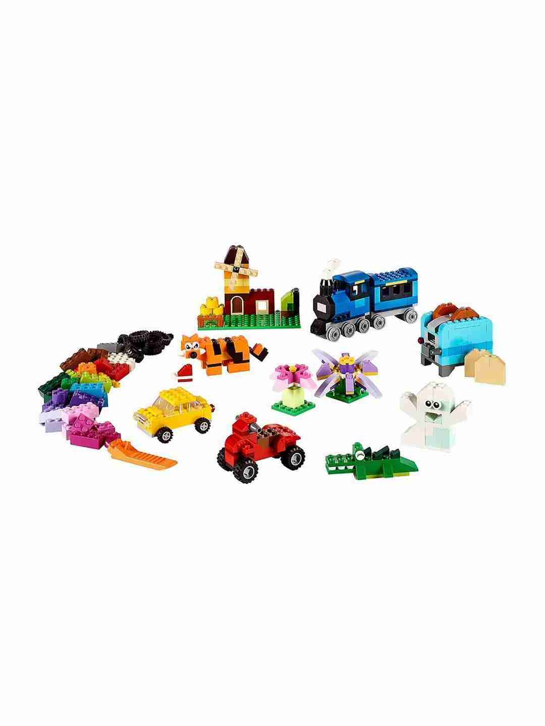 https://cdn.fynd.com/v2/falling-surf-7c8bb8/fyprod/wrkr/products/pictures/item/free/original/lego/8900381/0/B_sgIiTn0C-491188955_1.jpg