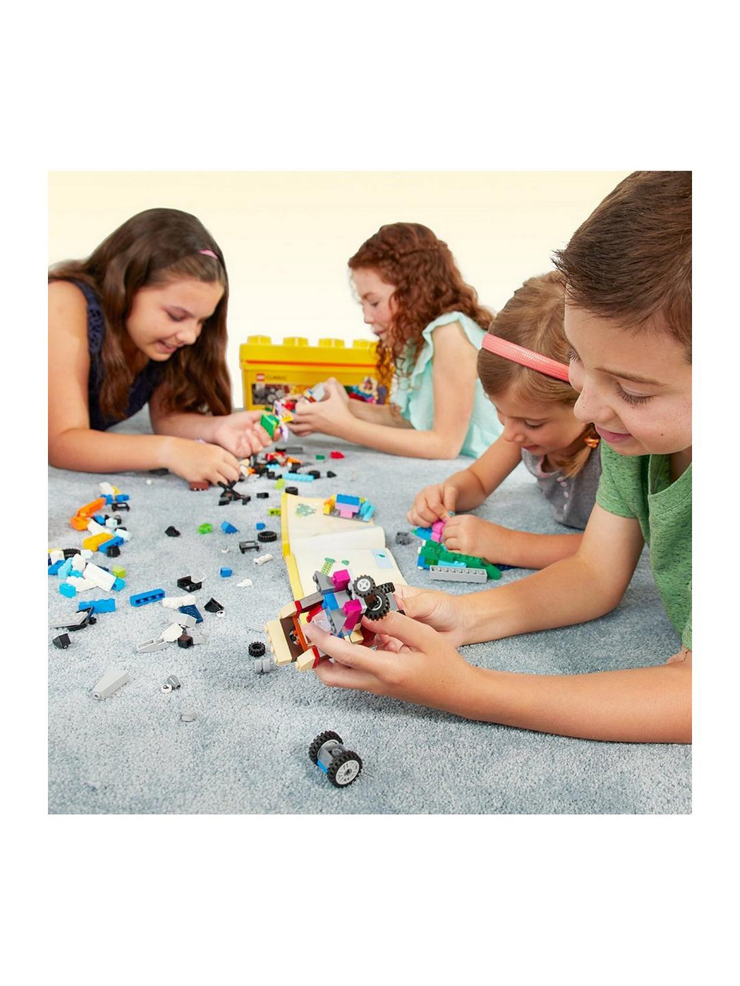 https://cdn.fynd.com/v2/falling-surf-7c8bb8/fyprod/wrkr/products/pictures/item/free/original/lego/8900381/7/nuI_FCDodT-491188955_8.jpg