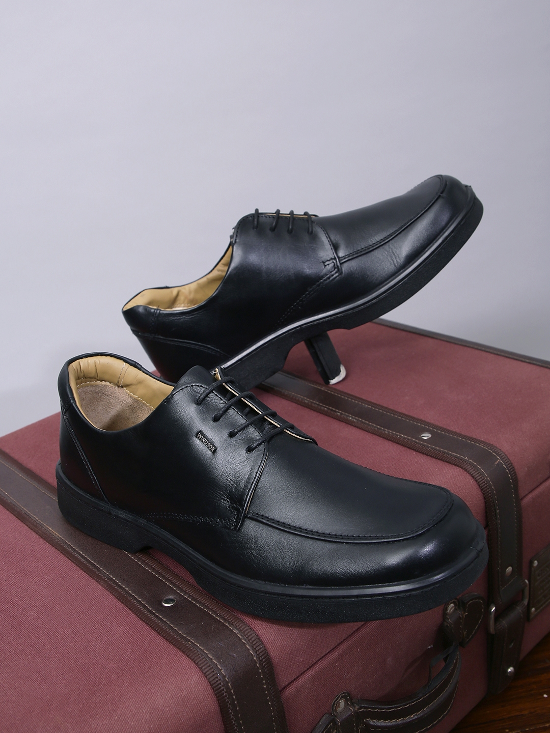 Men'S Windsor Black Derby Shoes