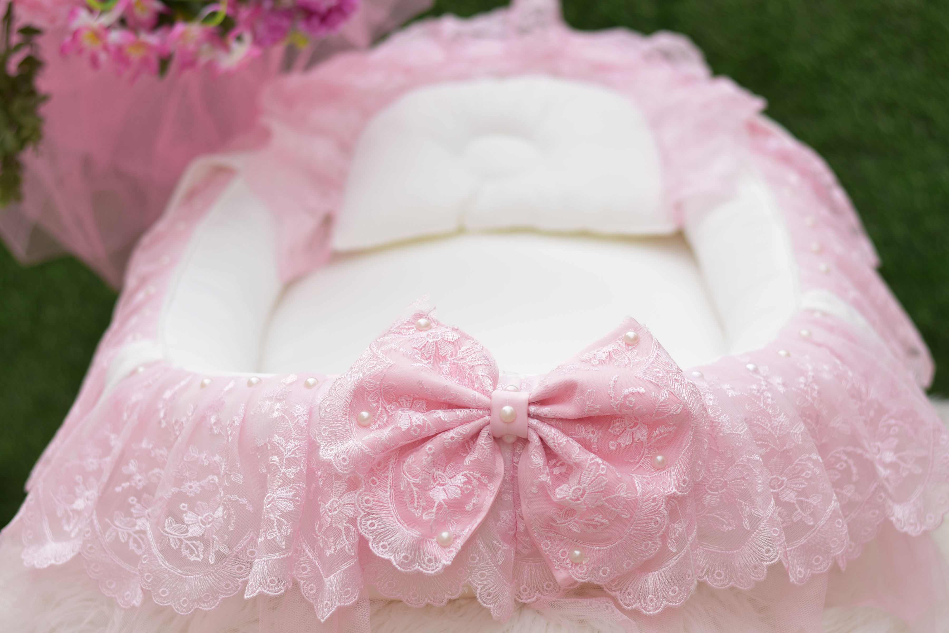 Hotbed Blush Classic Baby Nest