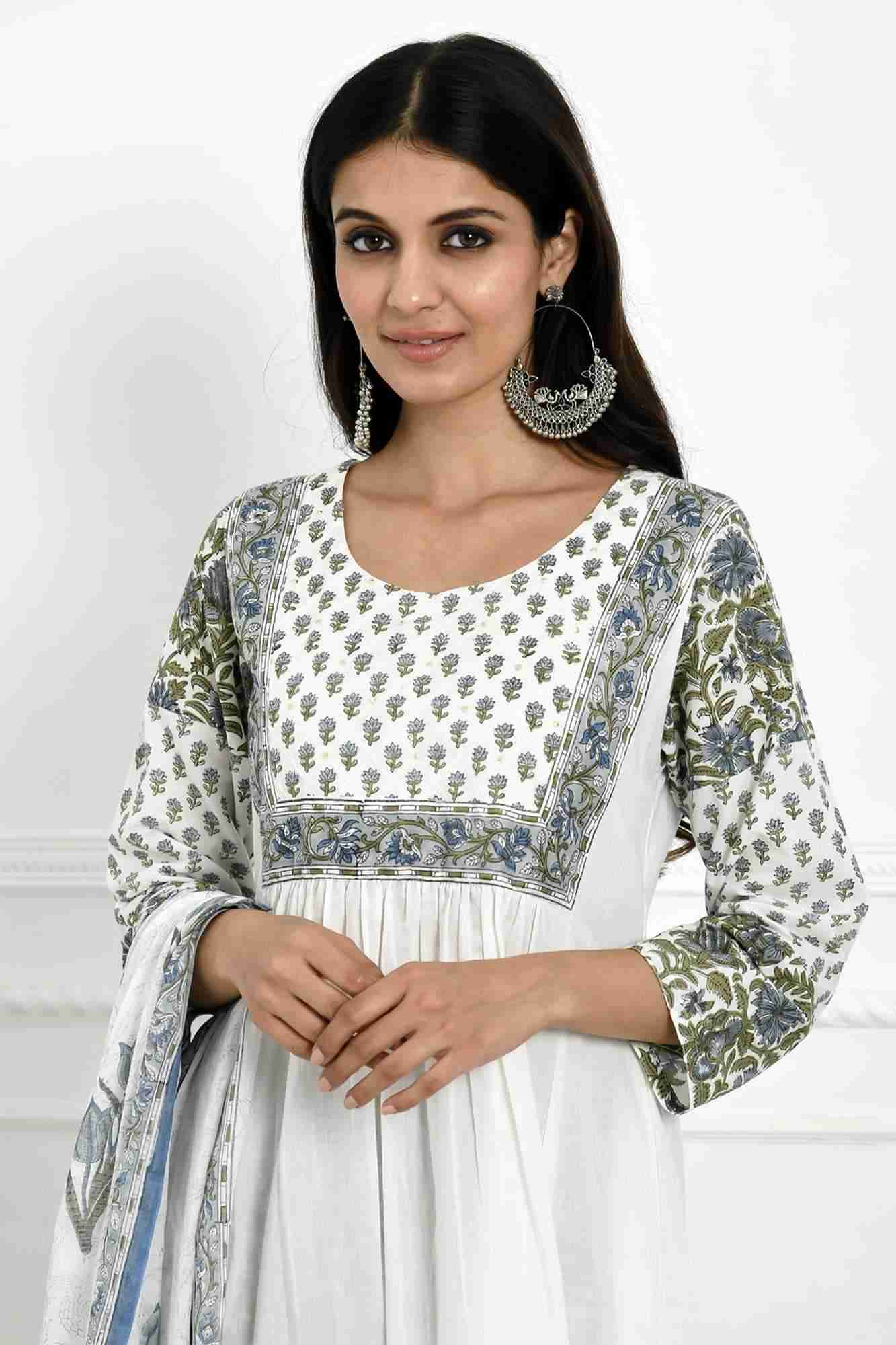 Naksh Solid White Gathered Kurta, Pants & Dupatta (Set of 3)