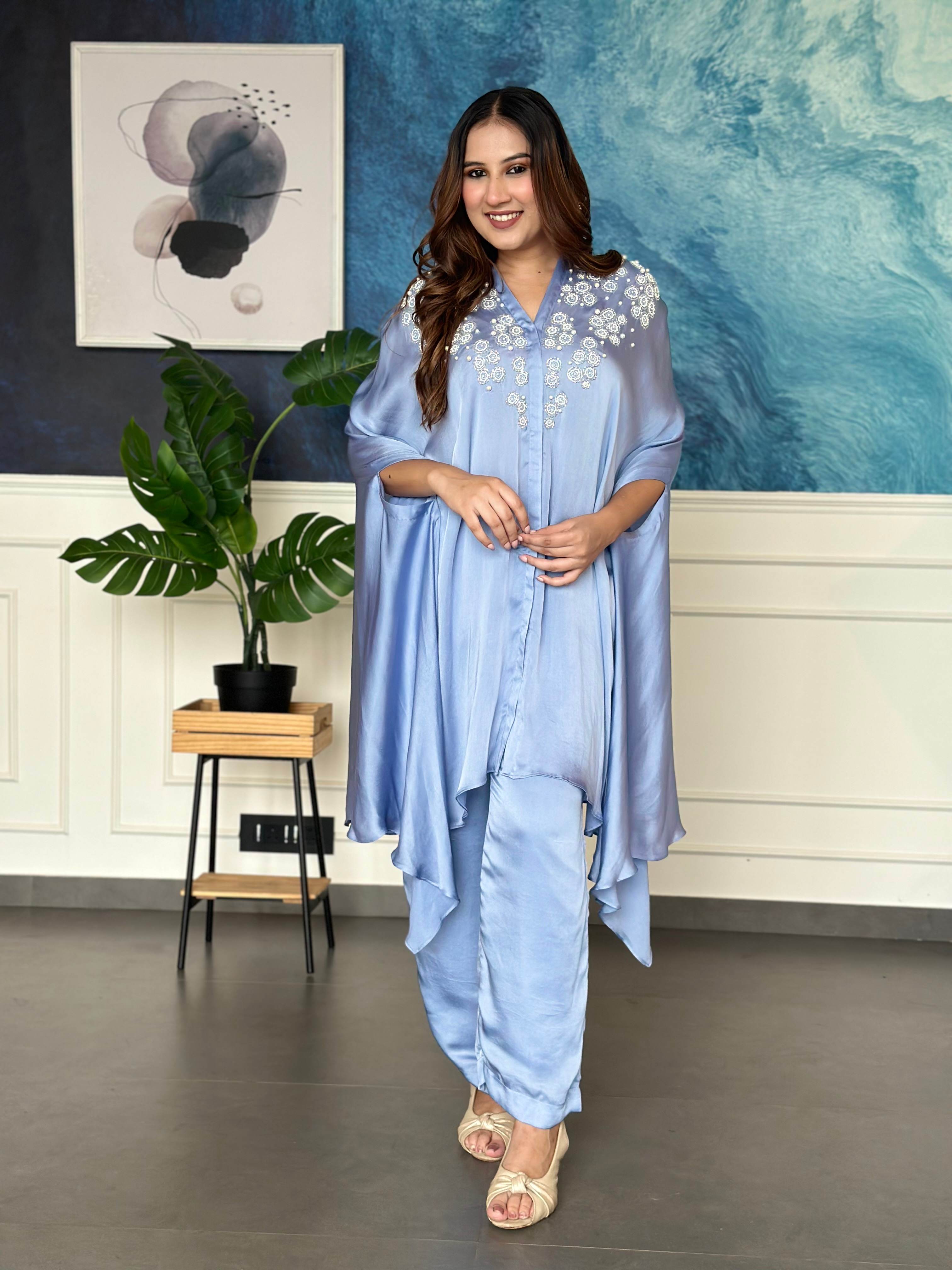 Cape style kaftan set