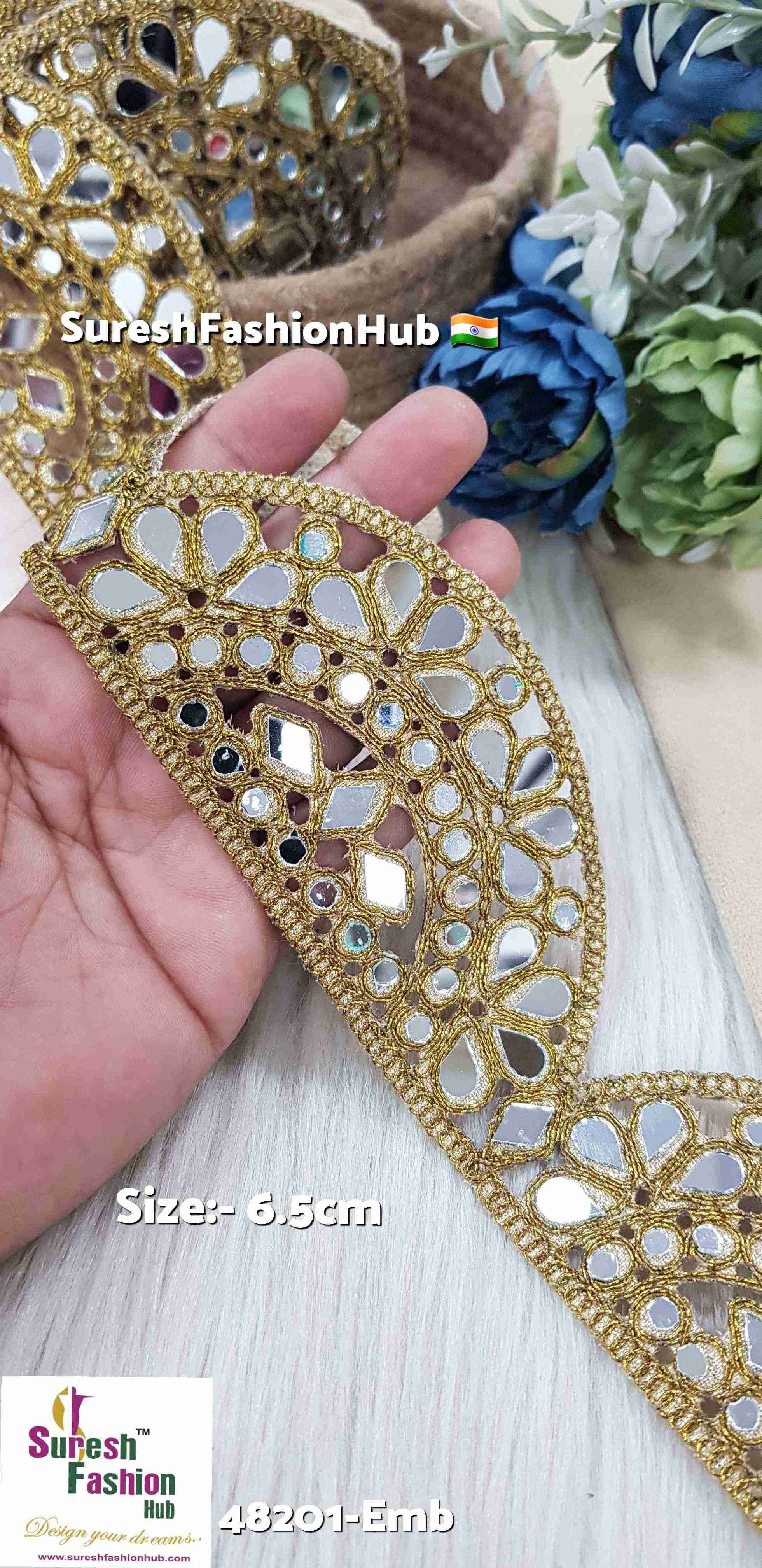 Matt Scalloped Floral Mirror Cutwork Lace