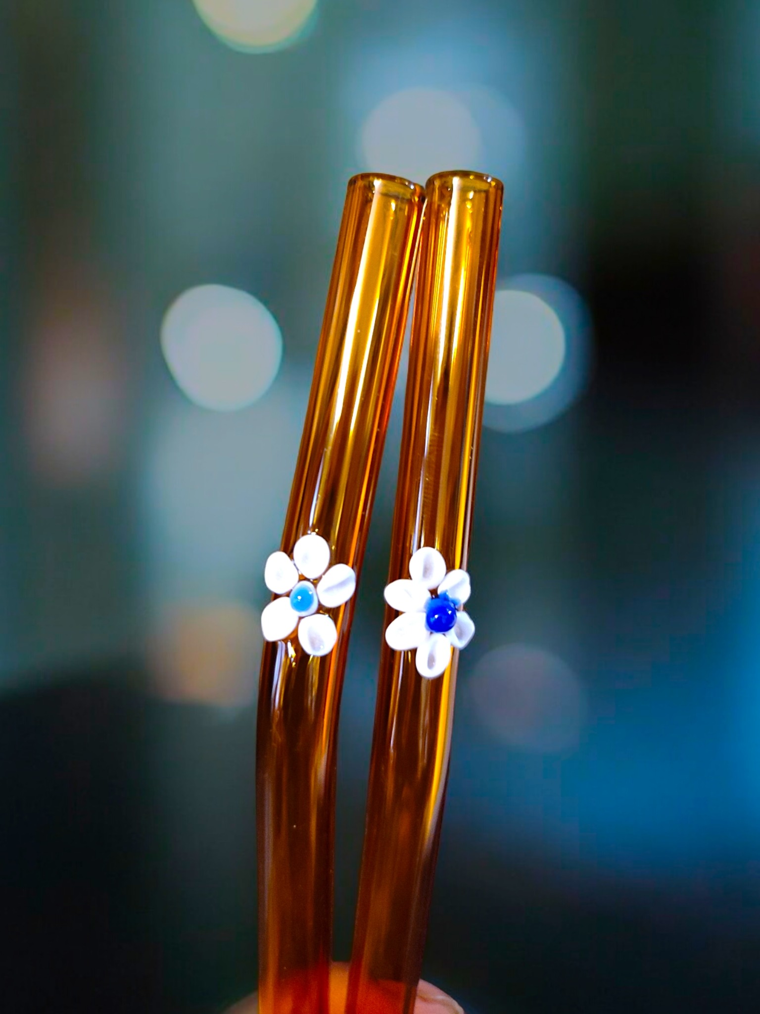 flowers straw