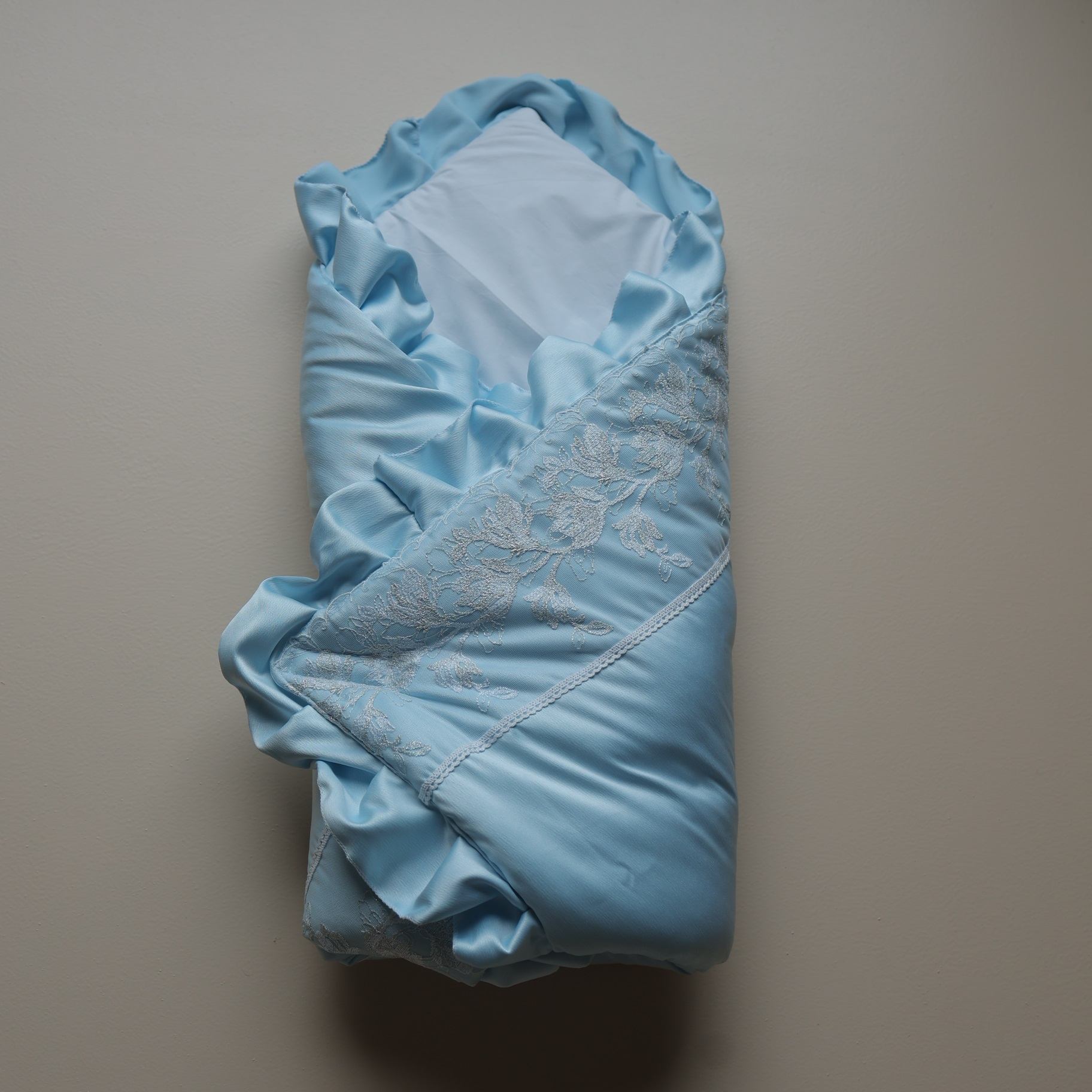 Frosted Bloom Wrap