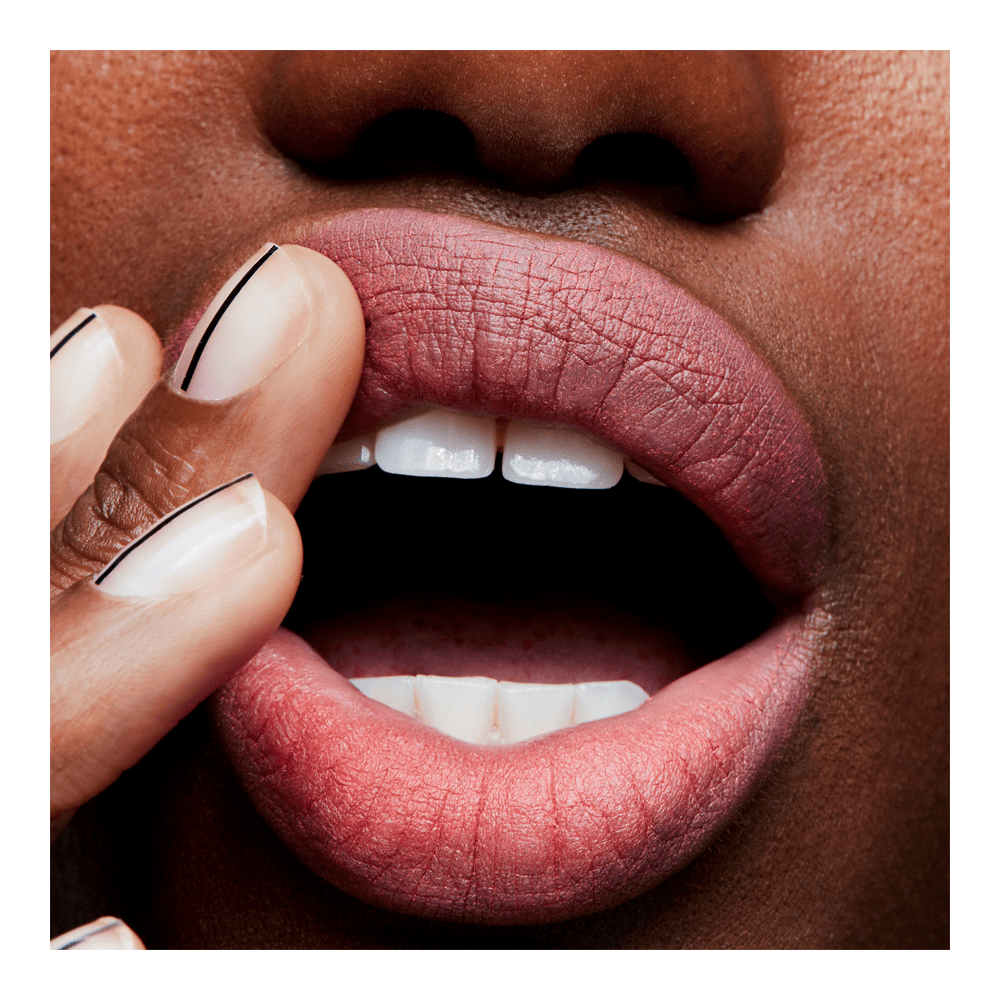 Retro Matte Lipstick • Runway Hit