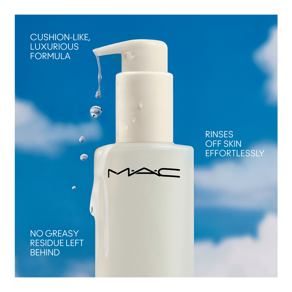Hyper Real Fresh Canvas Cleansing Oil • 200ml
