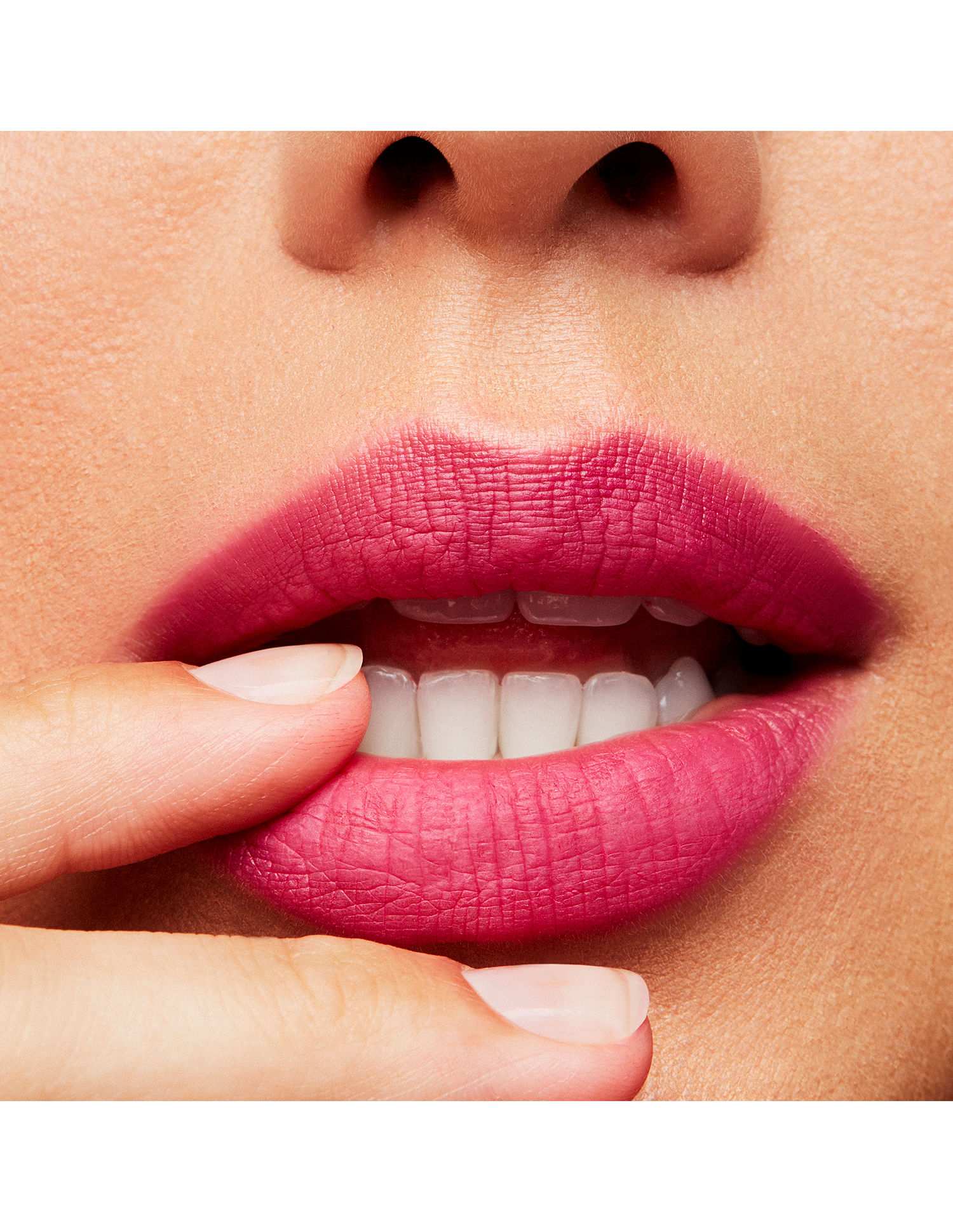 Mini Mac Lipstick • Flat Out Fabulous