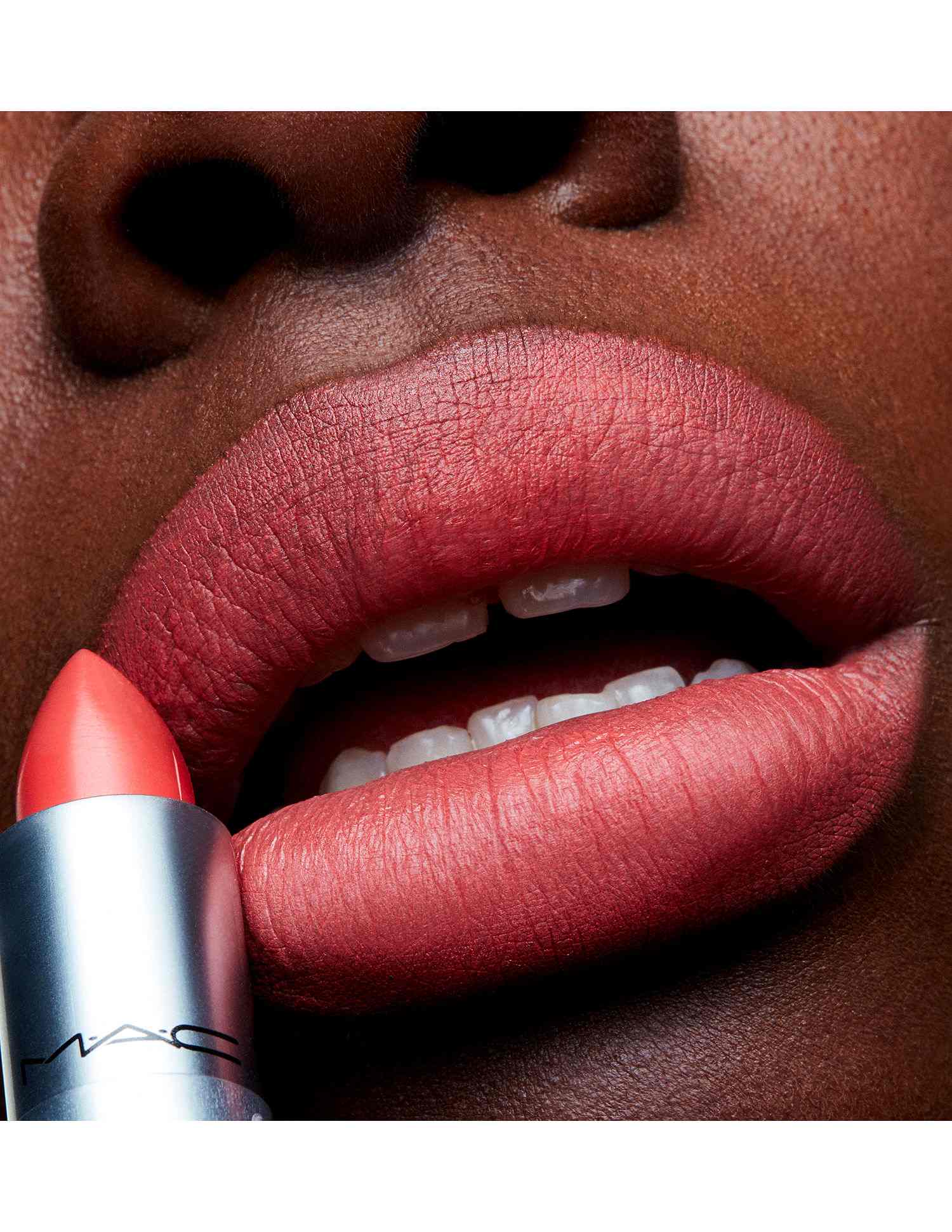 Mini Mac Lipstick • Tropic Tonic